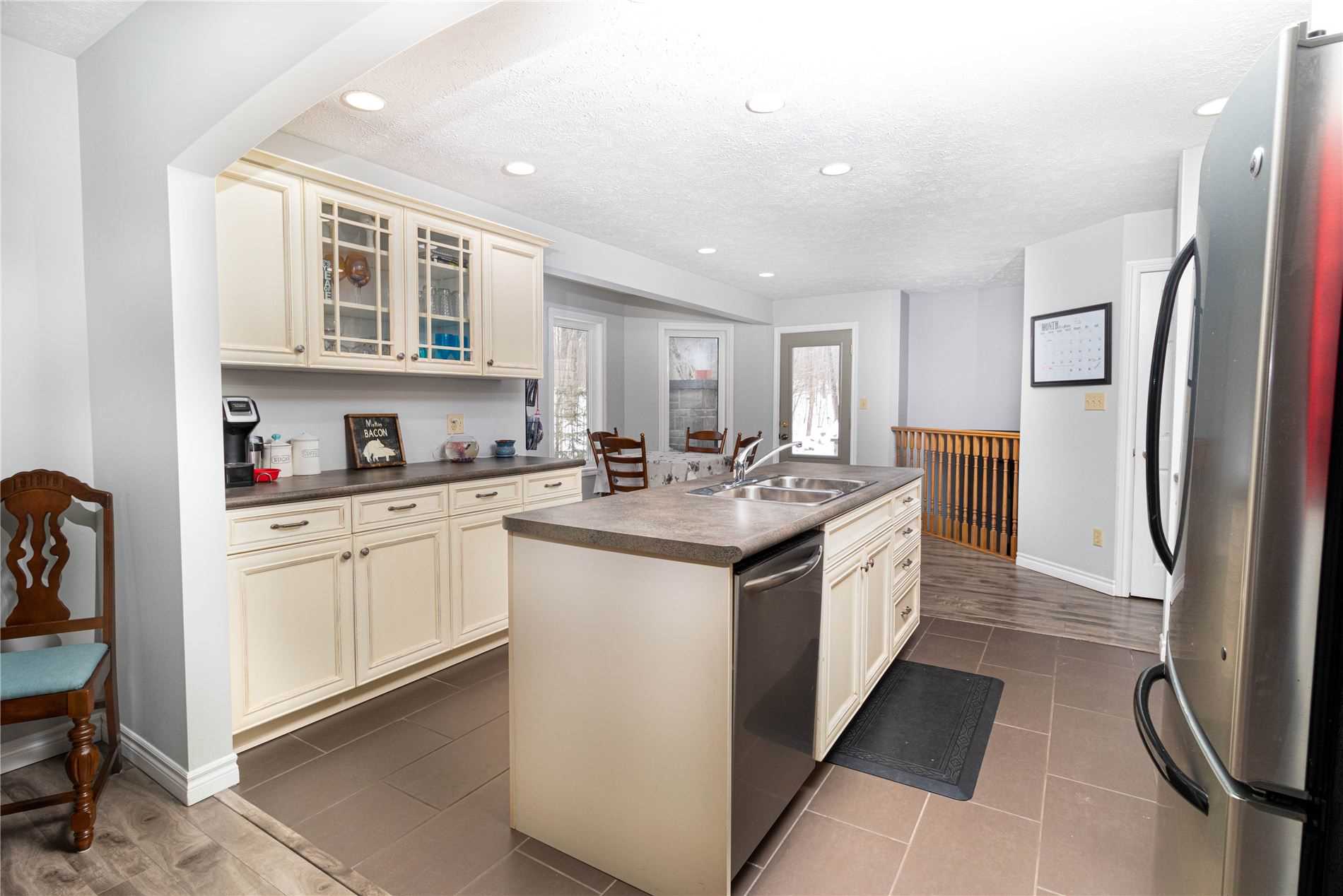 302086 Grey Road 170 Rd, Shallow Lake, Ontario N0H2K0 Sold History