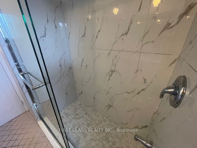 Unit N3 - 93 Peckham Avenue, North York 5