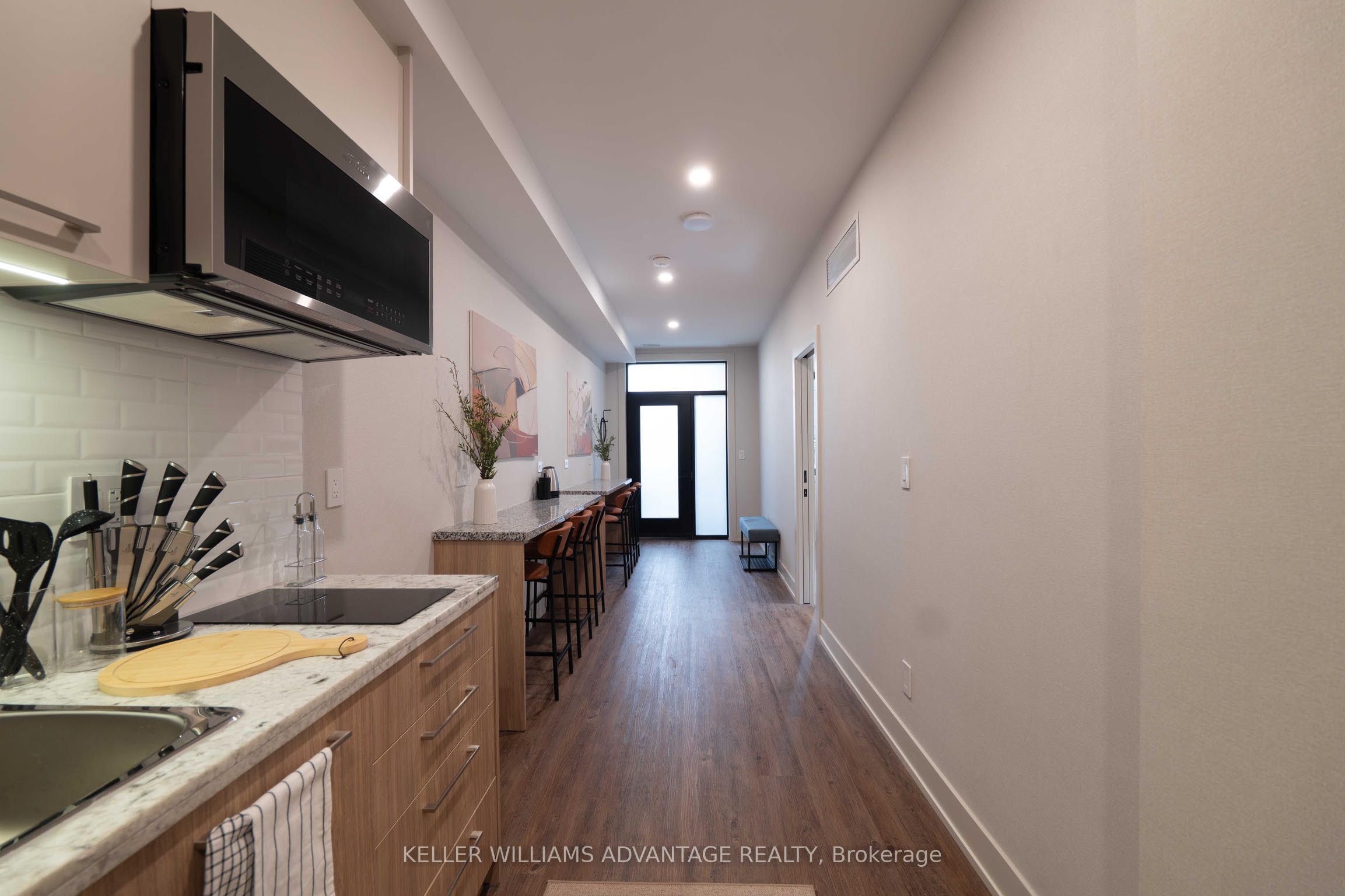 Unit 1 - 23 Ross Street, Toronto 3