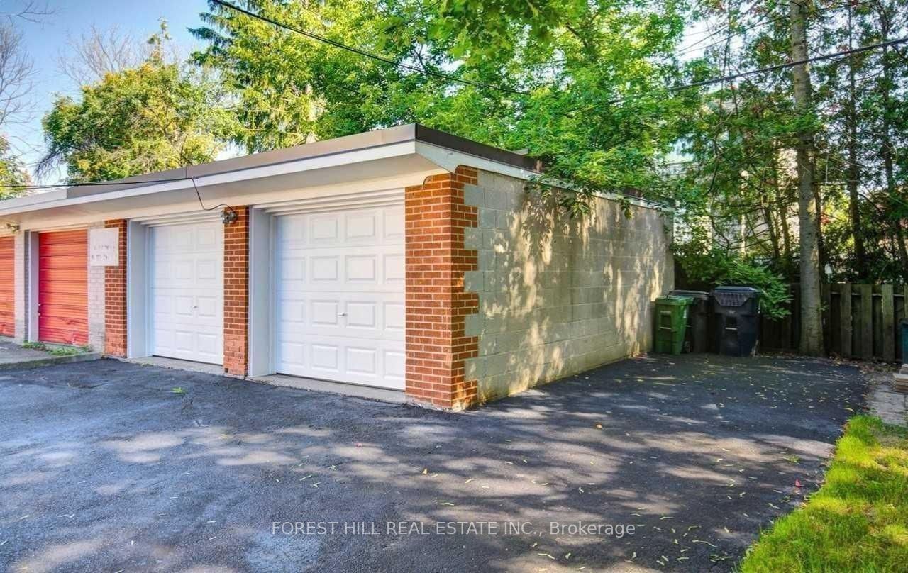 Unit Lower - 19 Charlemagne Drive, North York 2