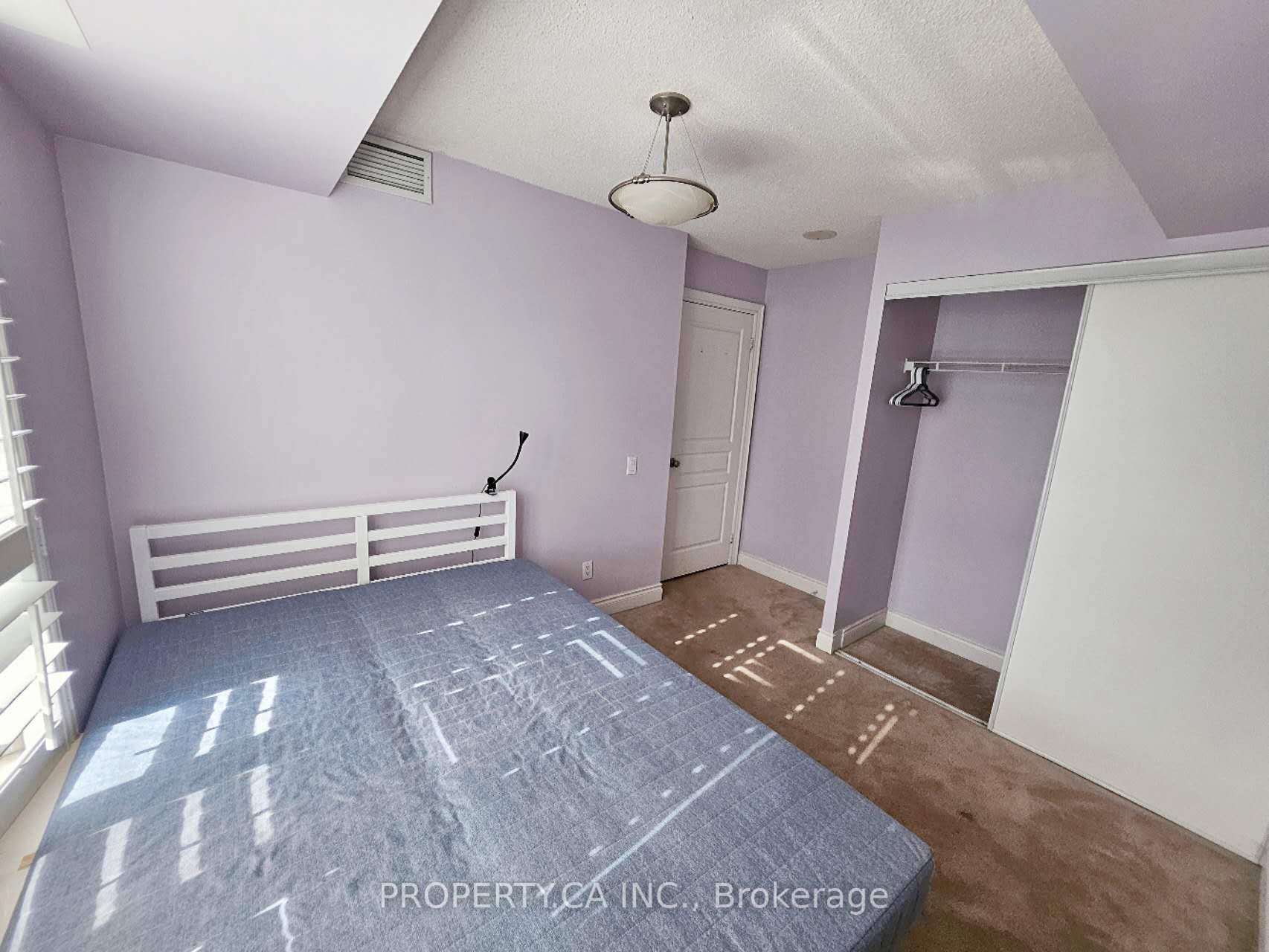 Unit 708 - 10 Northtown Way, North York 4