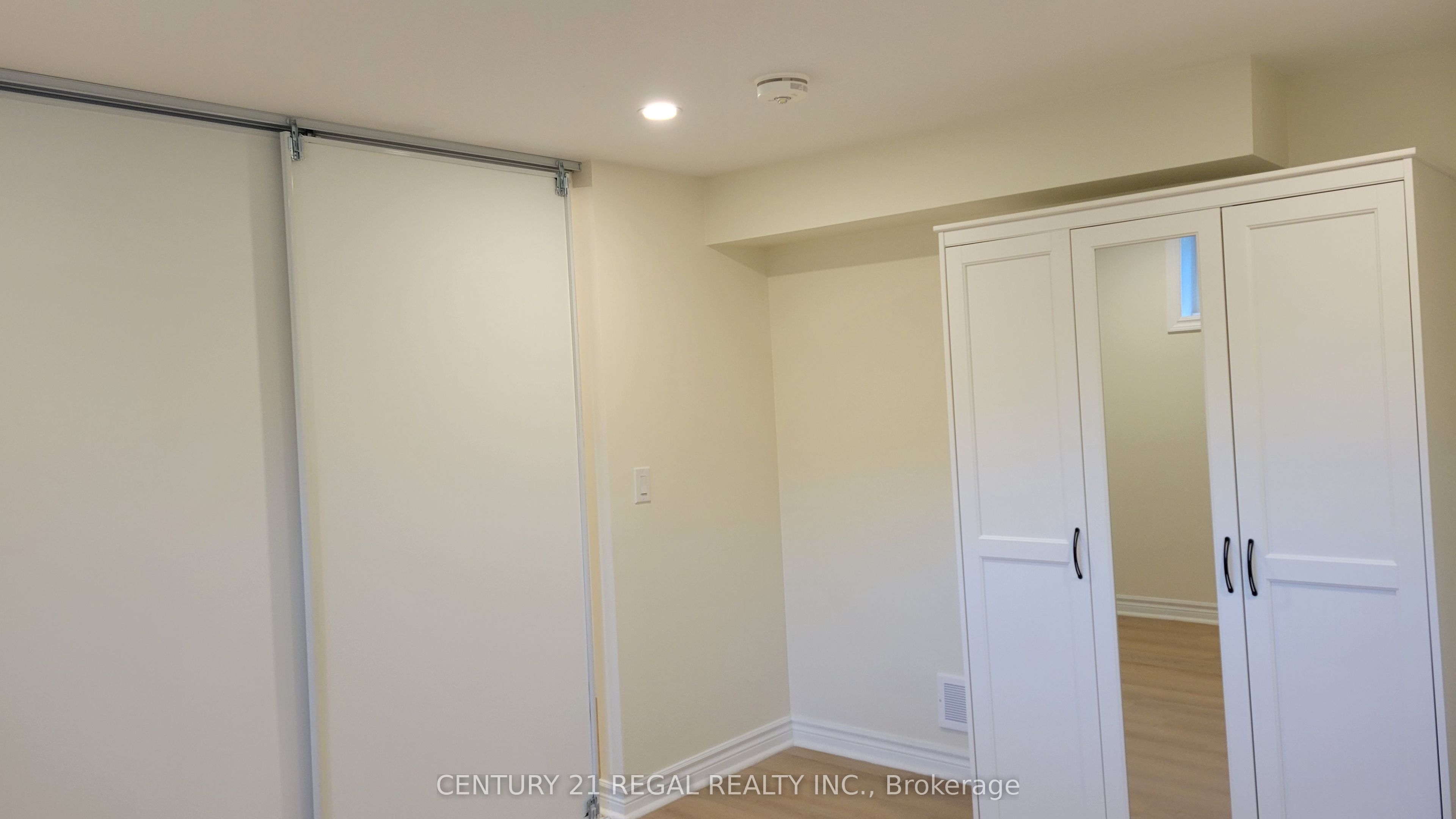 Unit Basement Unit 3 - 34 Pleasant View Drive, North York 3