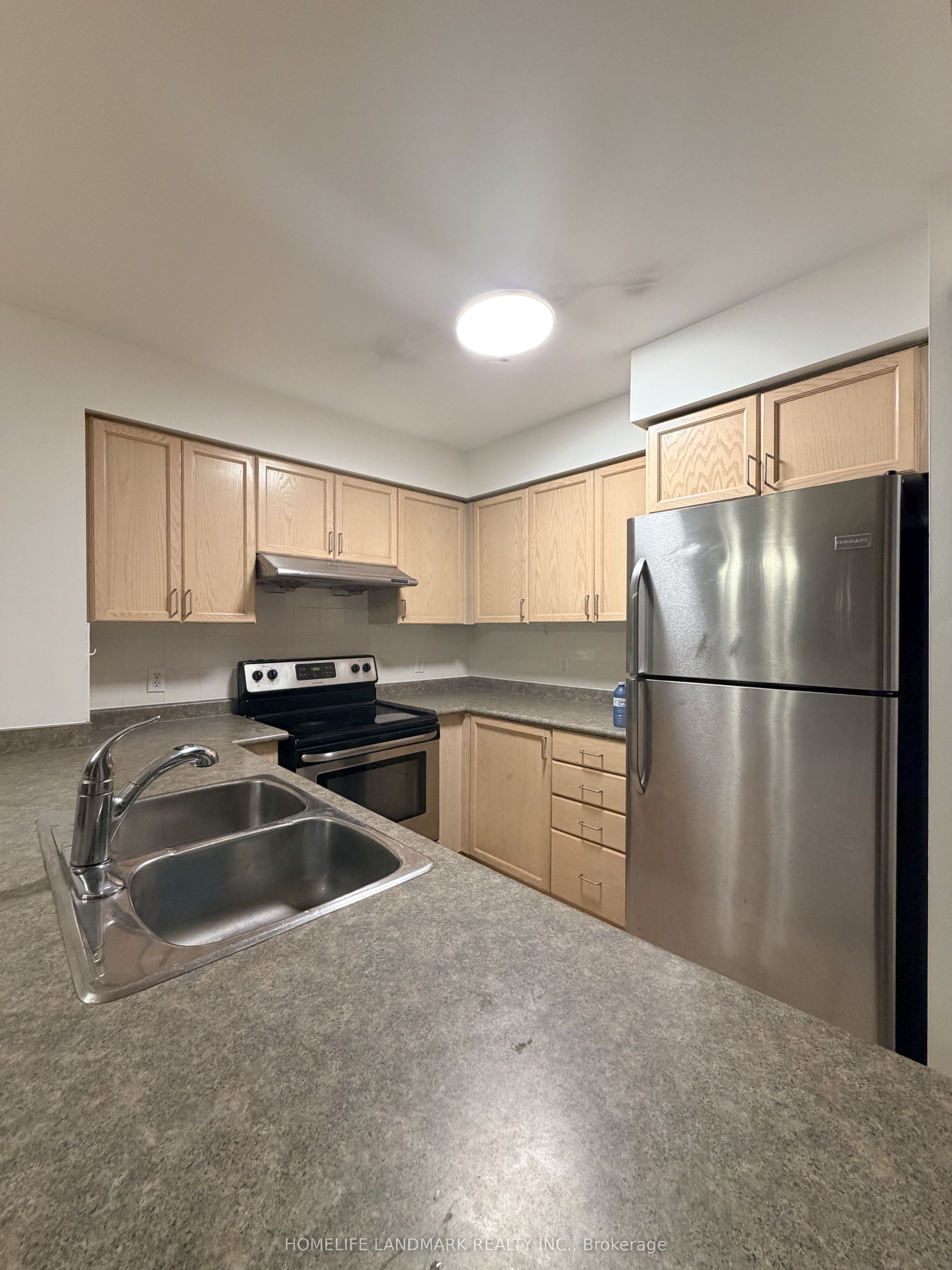 Unit 2112 - 18 Parkview Avenue, North York 4