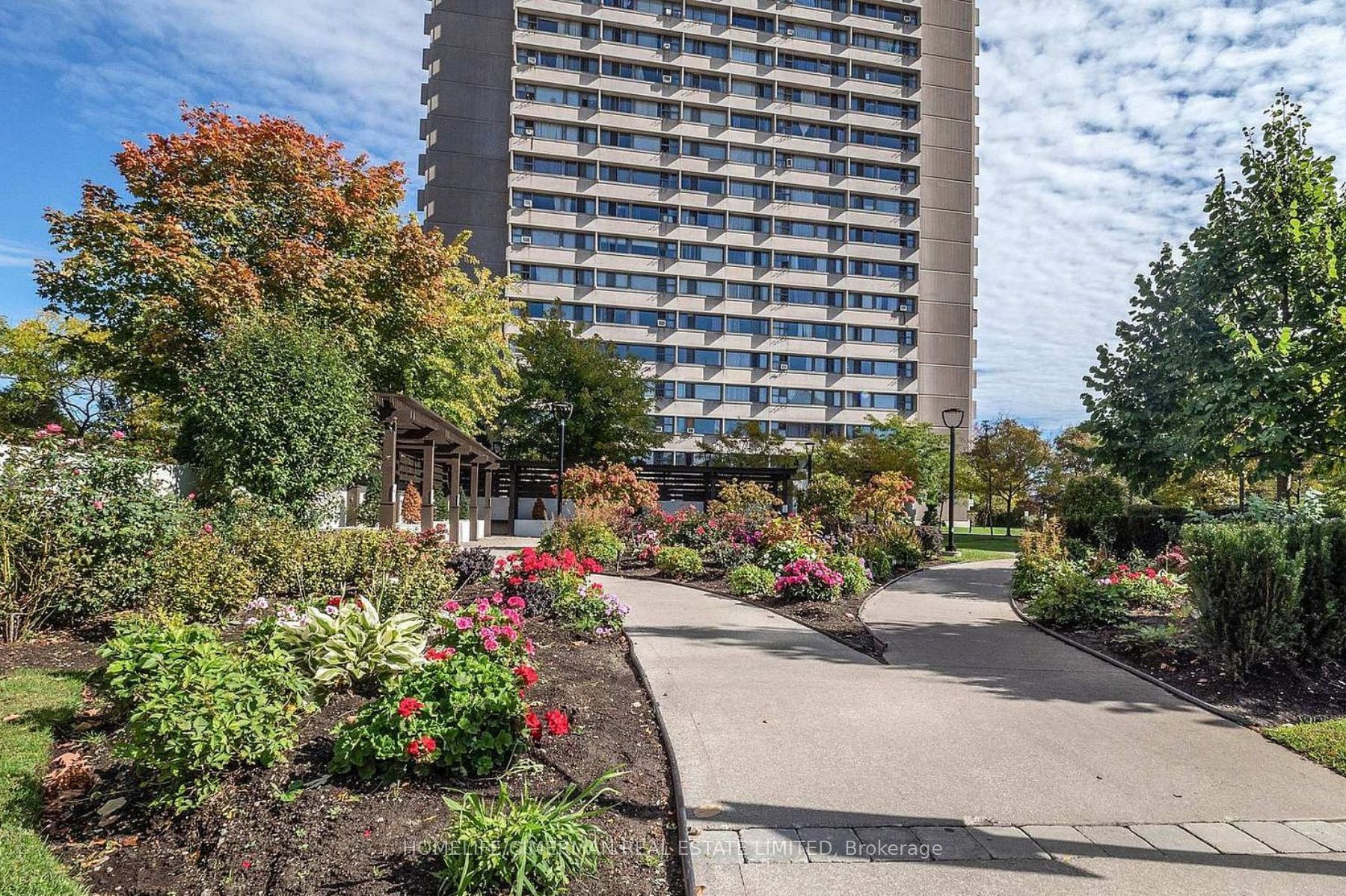 Unit 706 - 735 Don Mills Road, Toronto 4