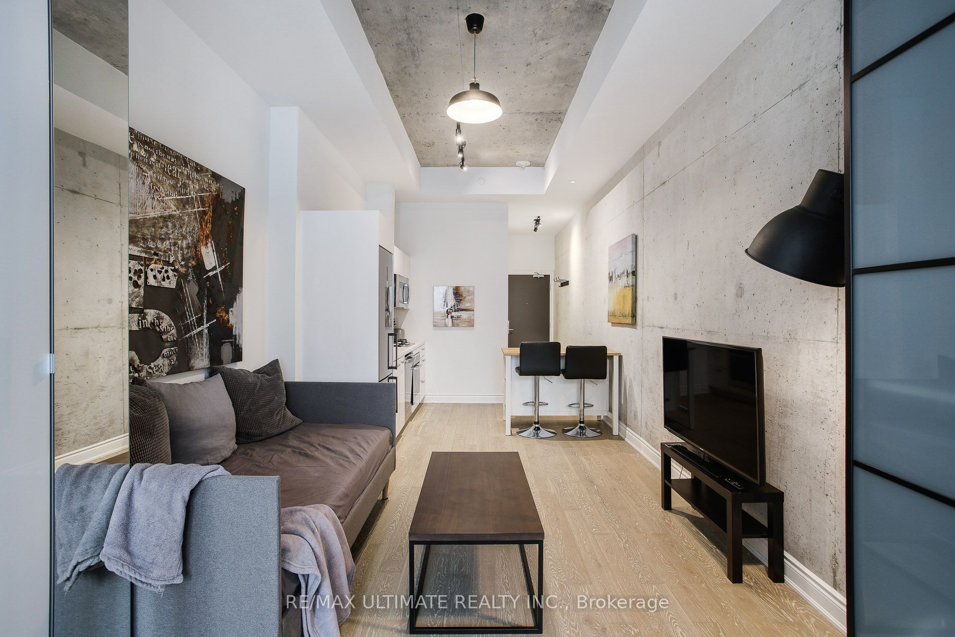 Unit 210 - 608 Richmond Street W, Toronto 4