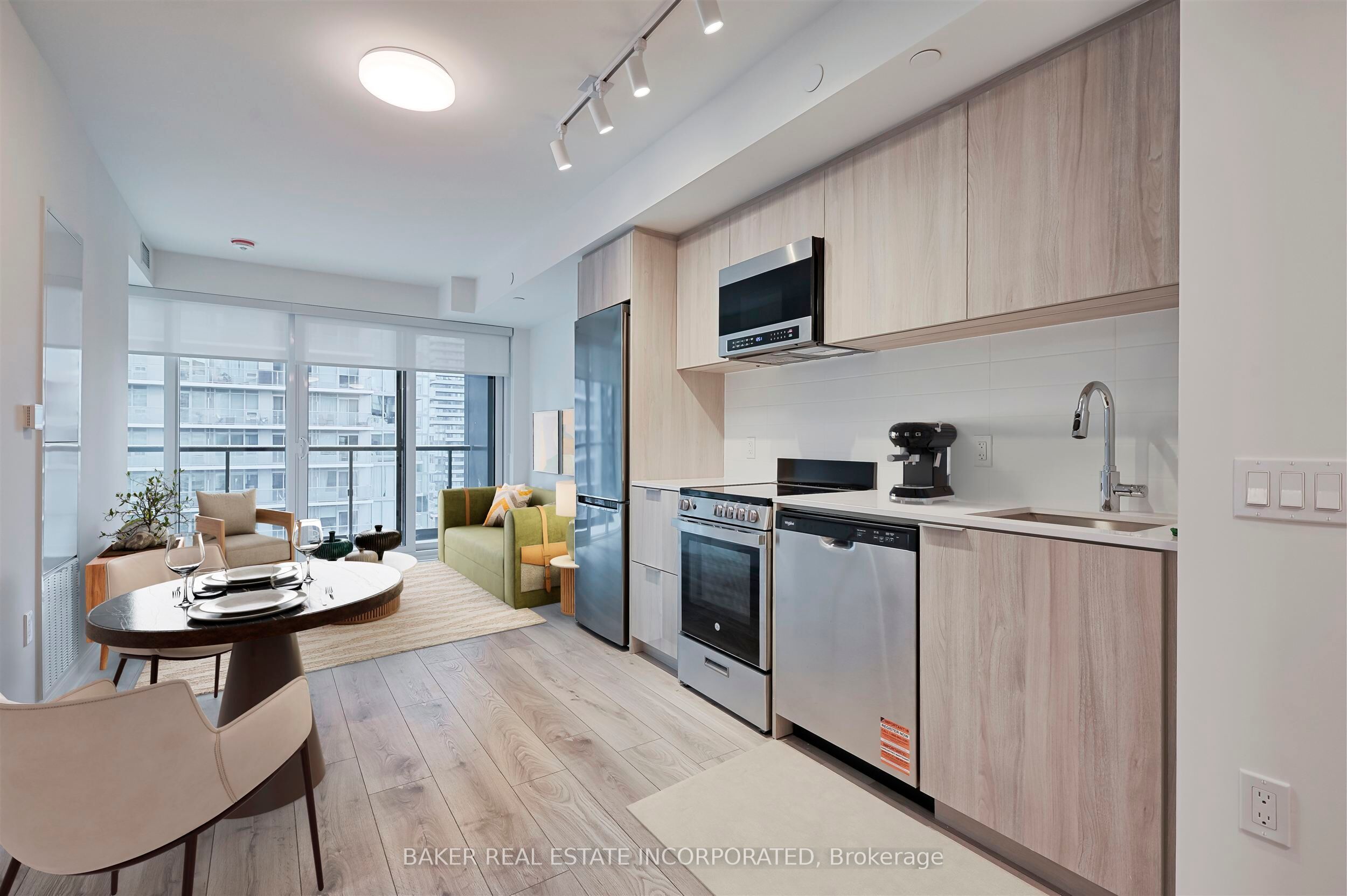 Unit 3402 - 223 Redpath Avenue, Toronto 4