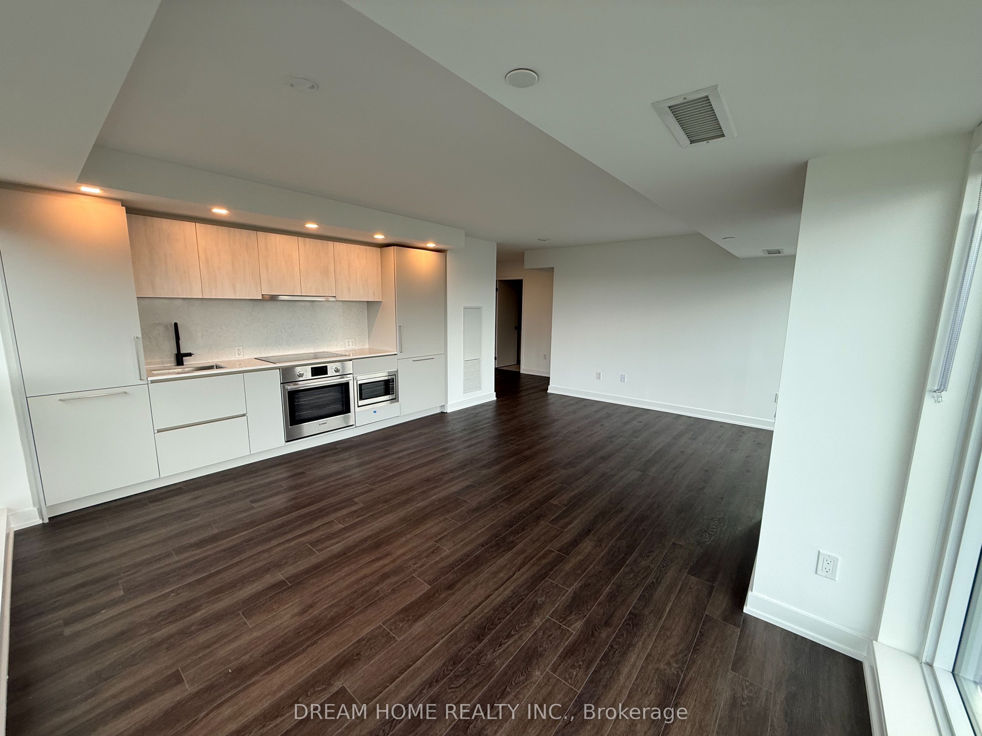 Unit 2007 - 609 Sherbourne Street, Toronto 4
