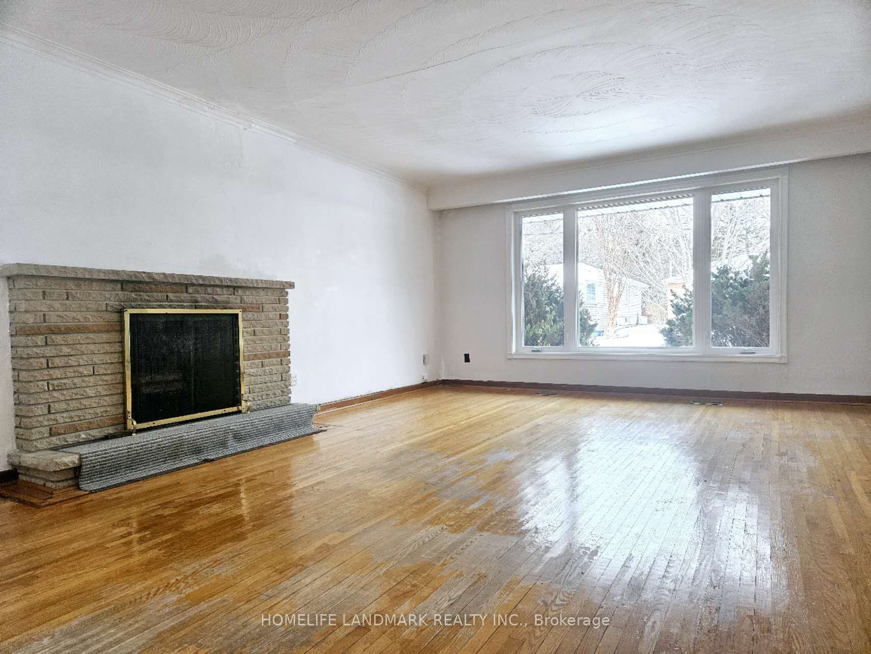 39 Bathford Crescent, North York 4