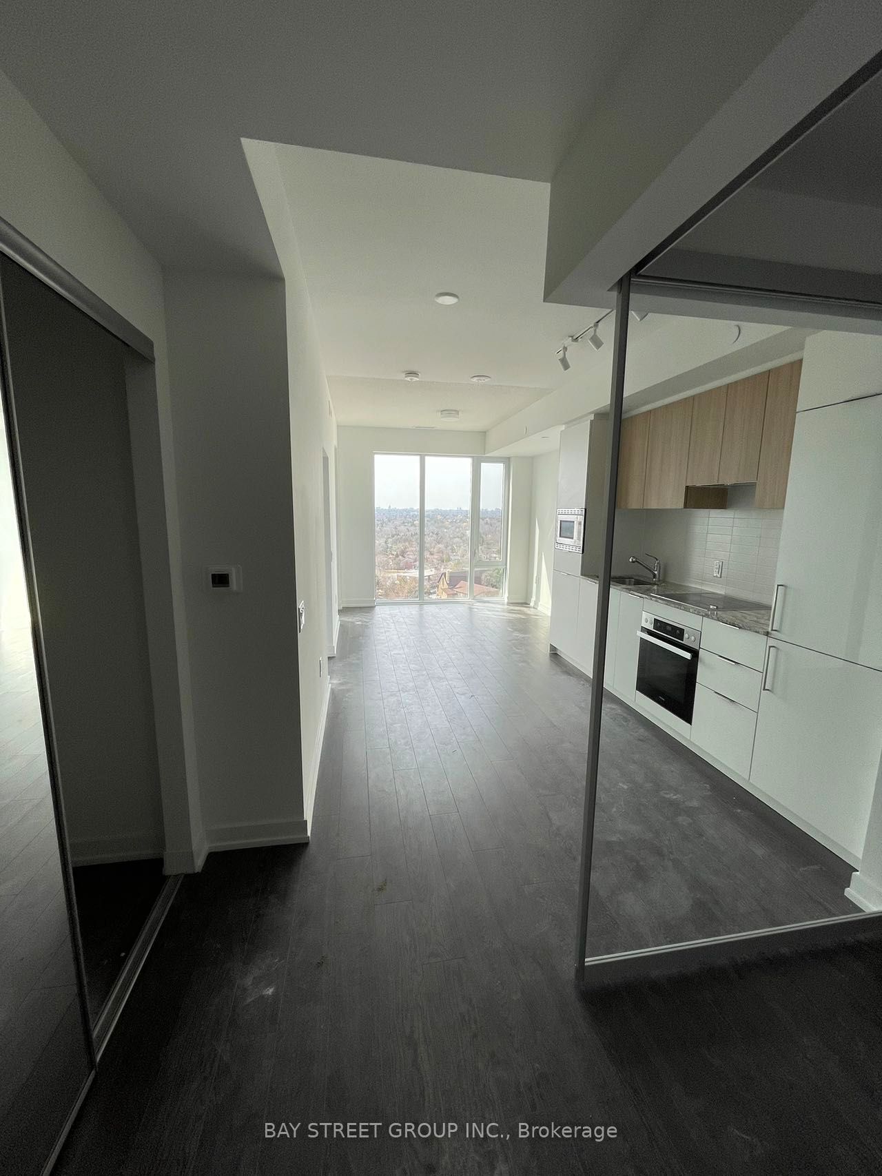 Unit 1422 - 20 O'Neill Road, North York 2
