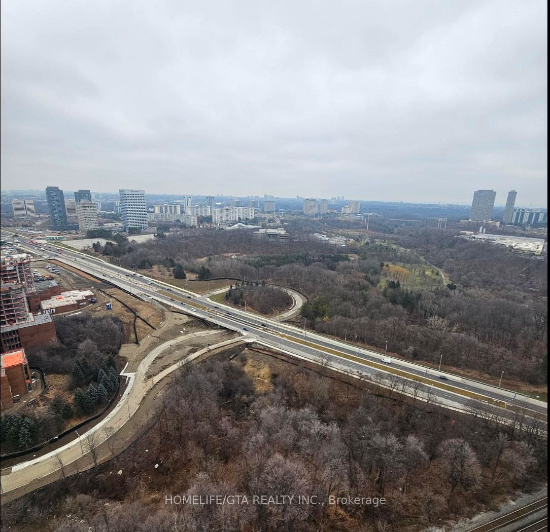 Unit 3006 - 30 Inn On The Park Drive, North York 2