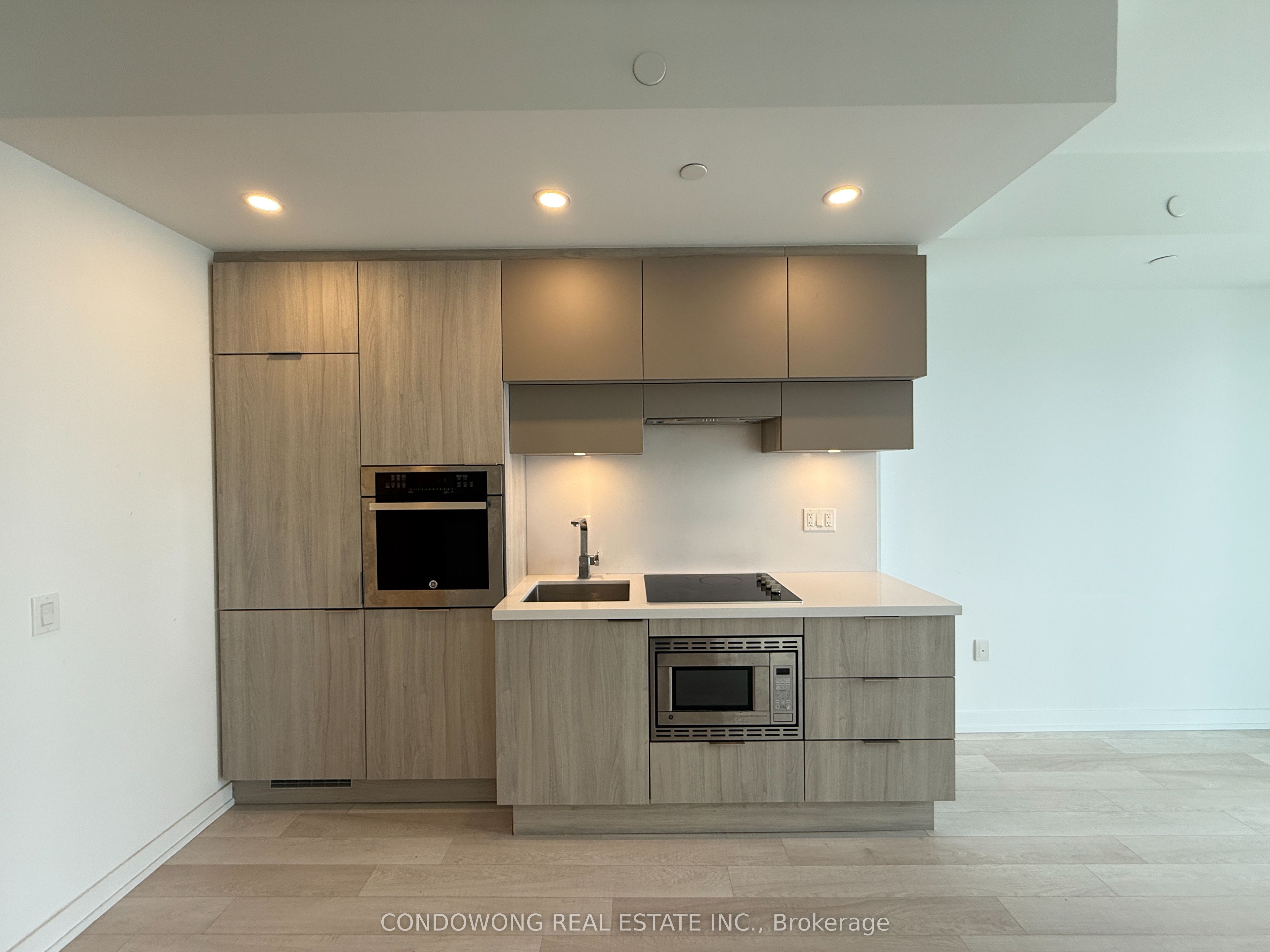 Unit 2901 - 39 Roehampton Avenue, Toronto 3