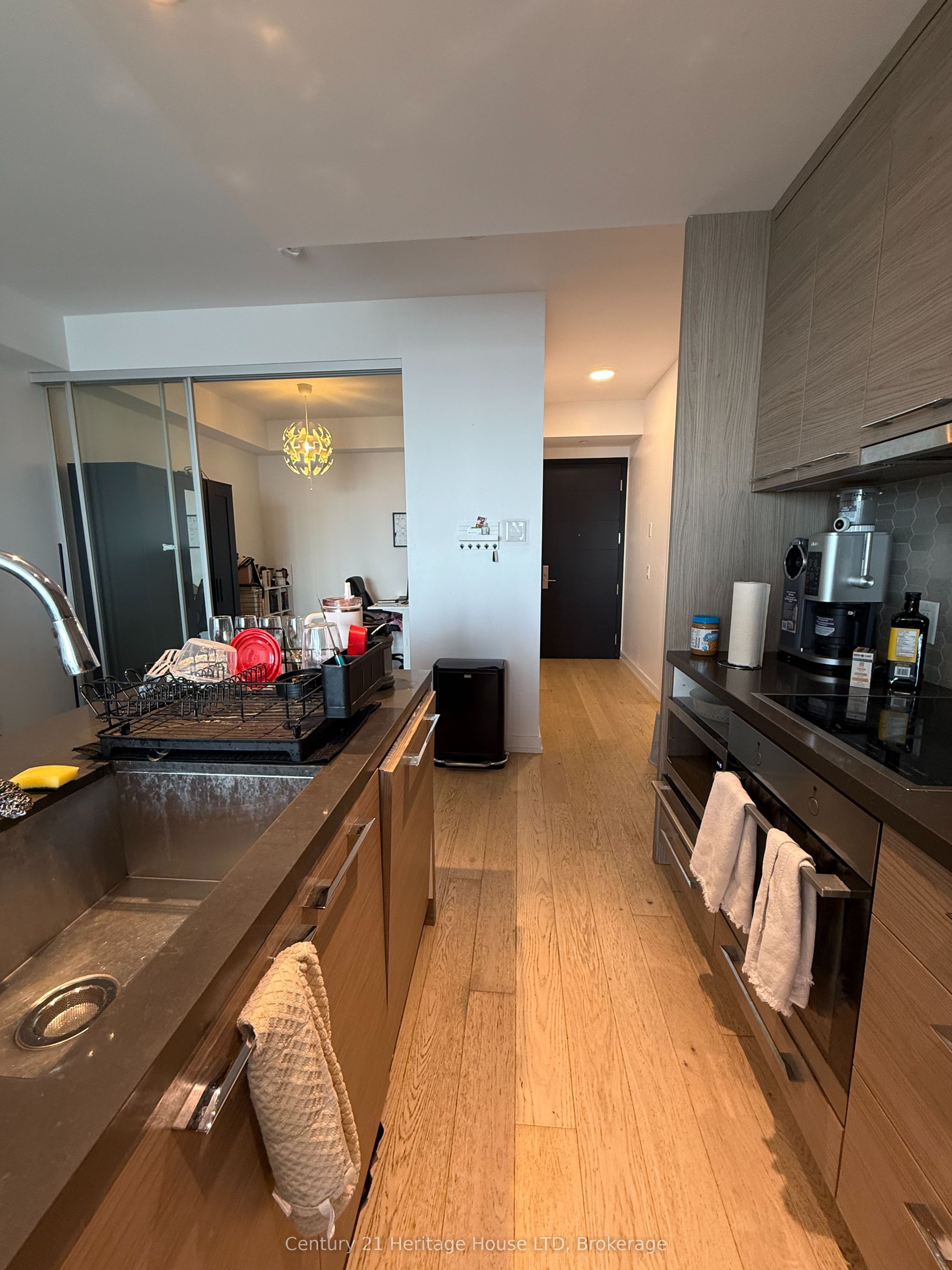 Unit 4403 - 488 University Avenue, Toronto 3