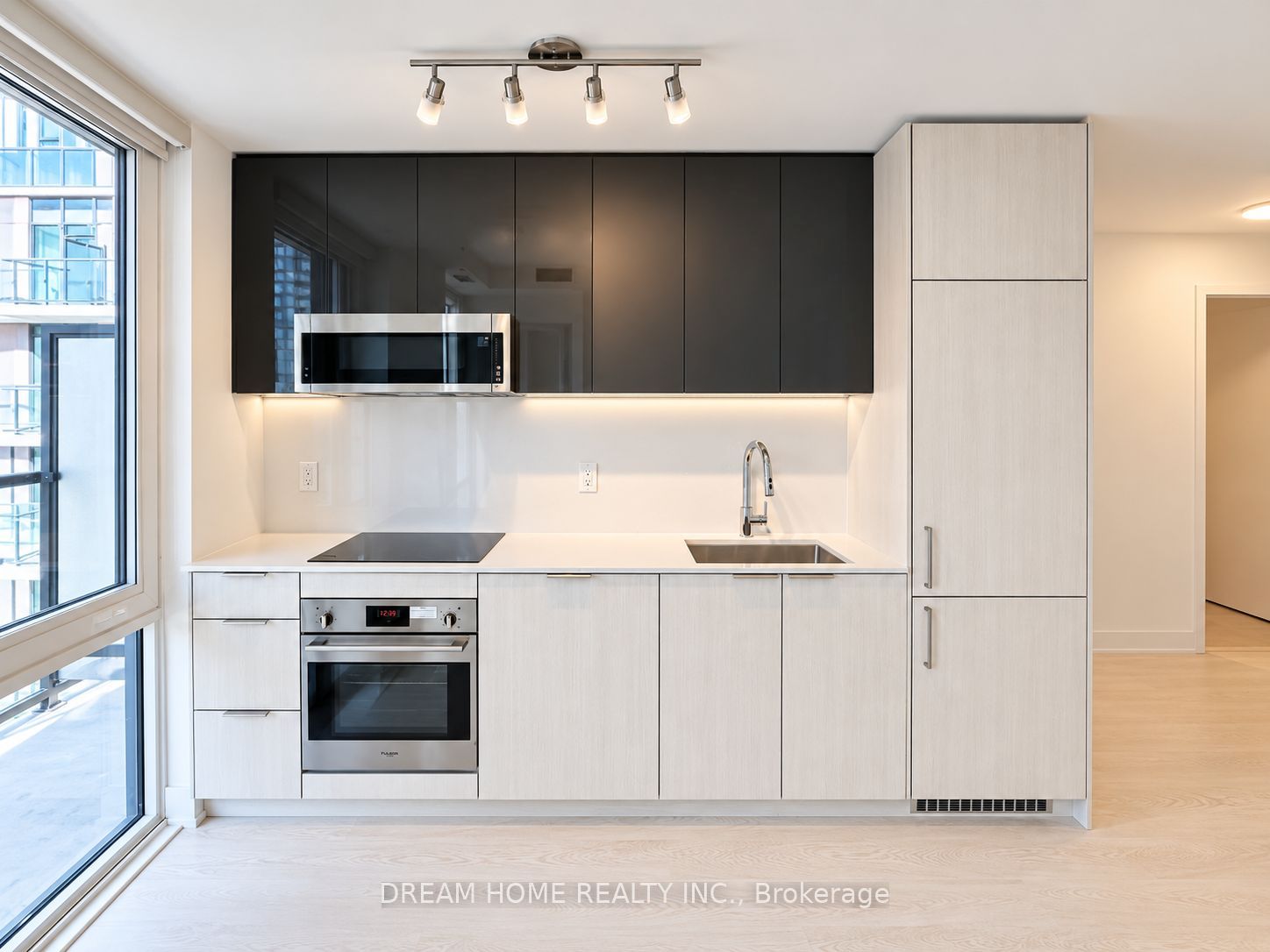 Unit 917 - 308 Jarvis Street, Toronto 3