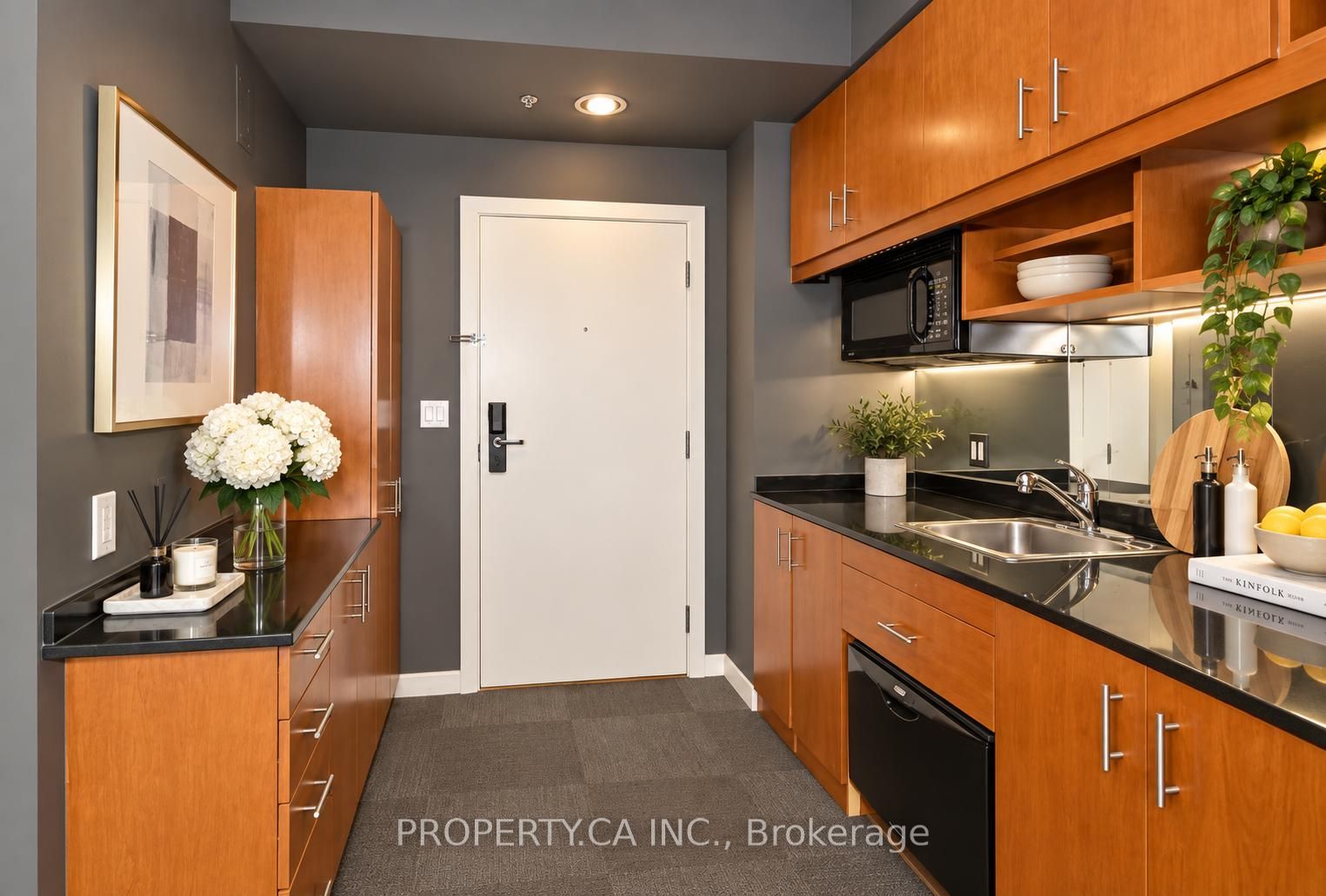 Unit 3708 - 1 King Street W, Toronto 5