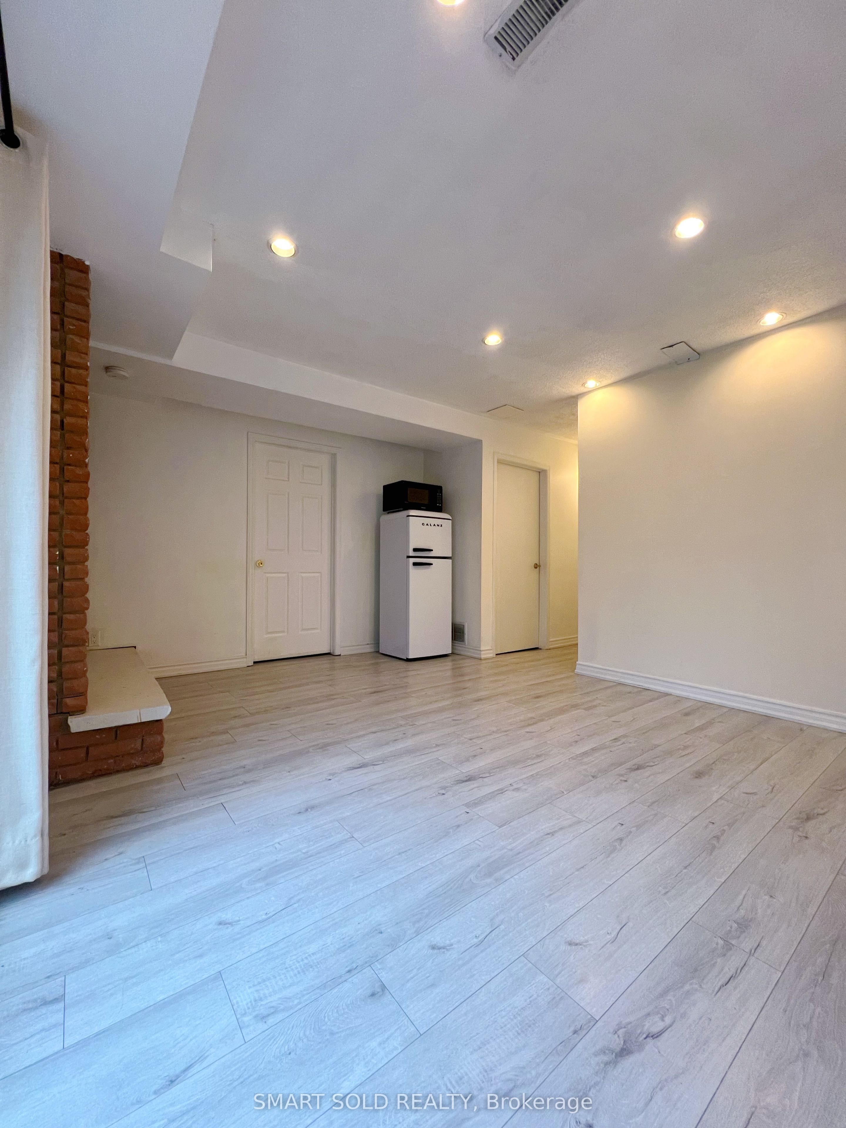 Unit Main - 171 Angus Drive, North York 2