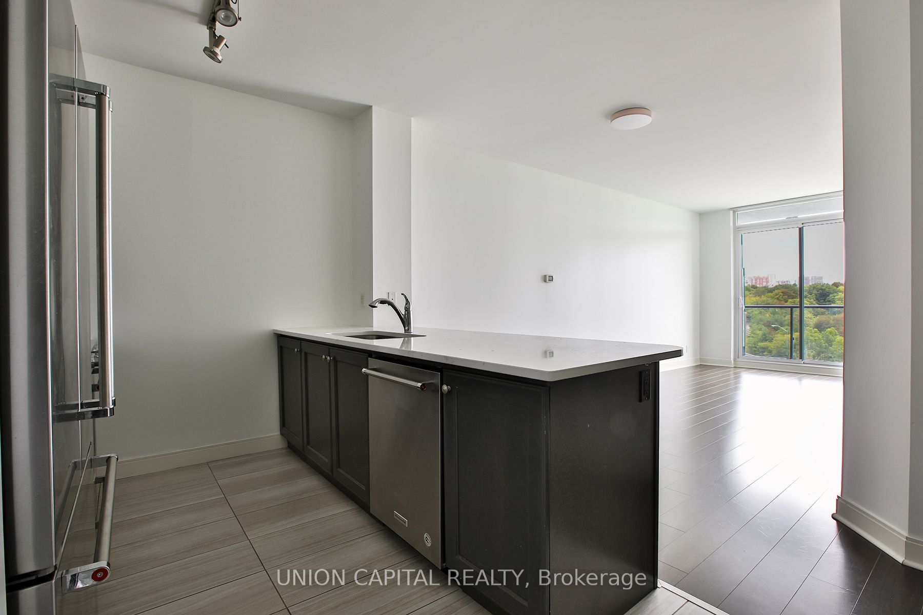 Unit 310 - 825 Church Street, Toronto 2