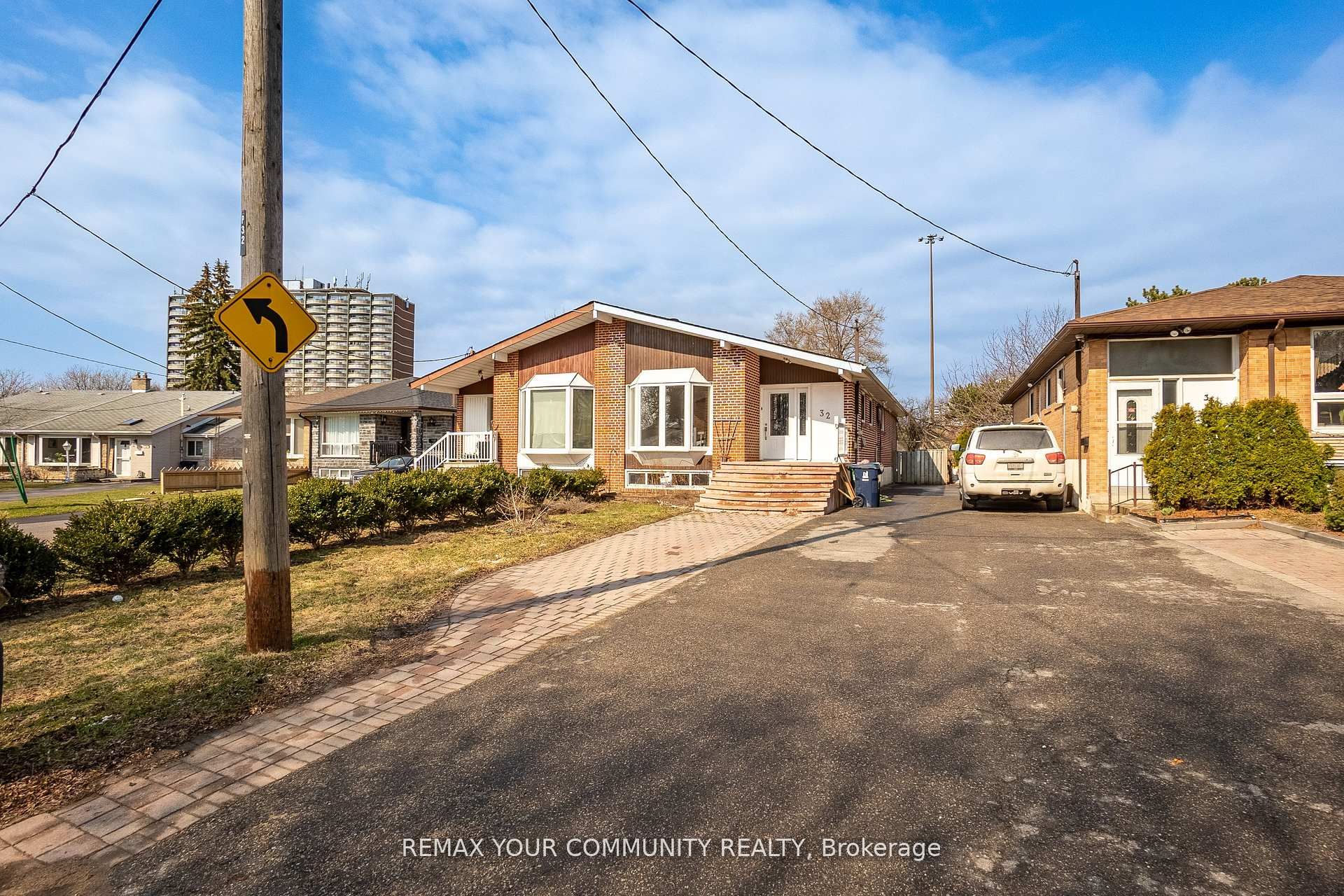 Unit Main - 32 Marbury Crescent, North York 2