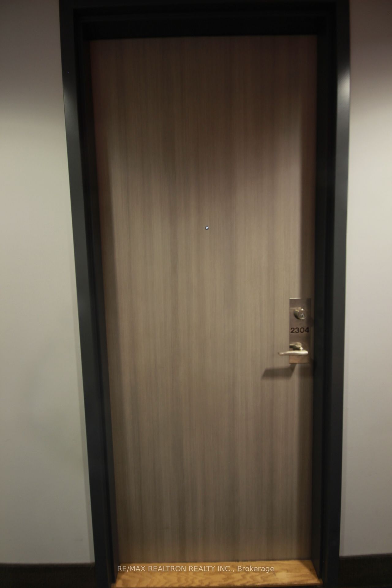 Unit 2304 - 390 Cherry Street, Toronto 5