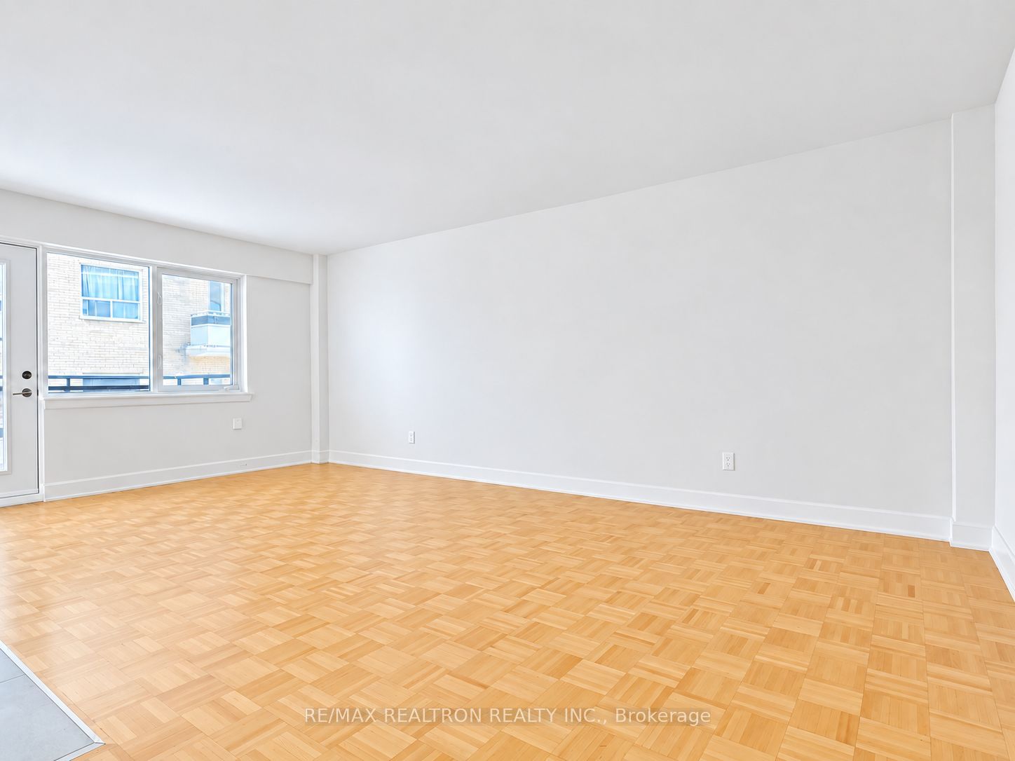 Unit 307 - 95 Lawton Boulevard, Toronto 3
