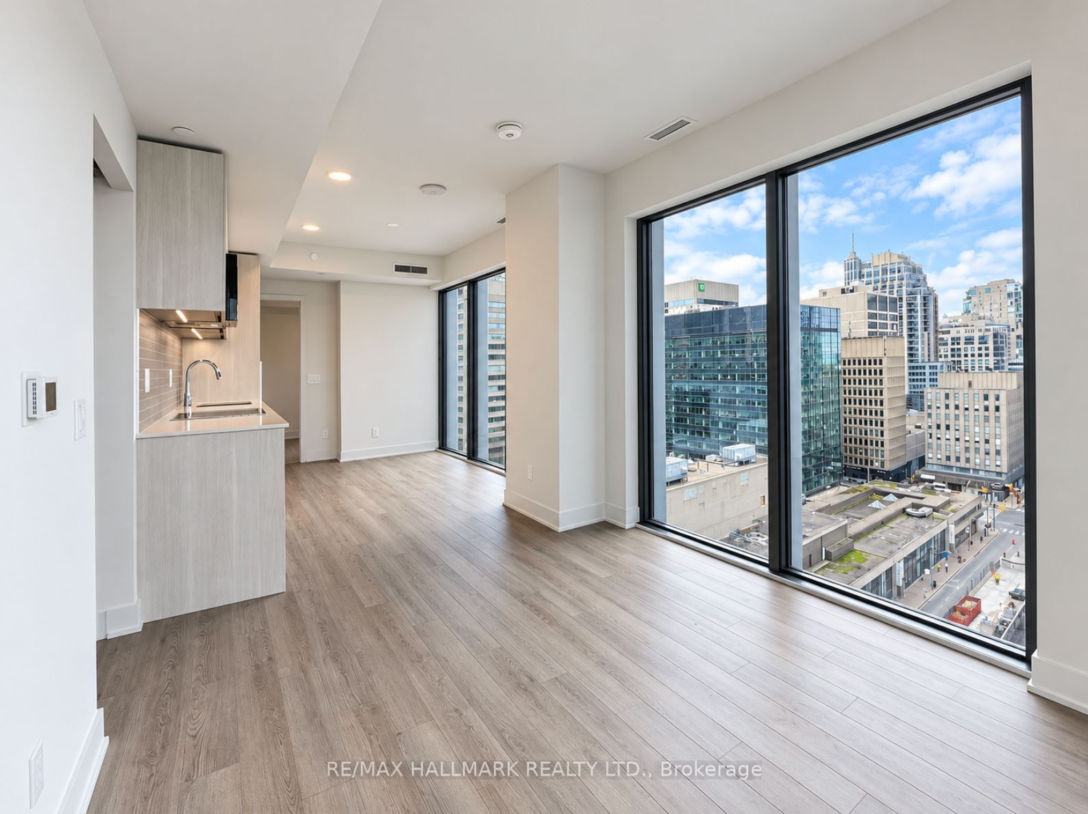 Unit 1402 - 8 Cumberland Street, Toronto 3