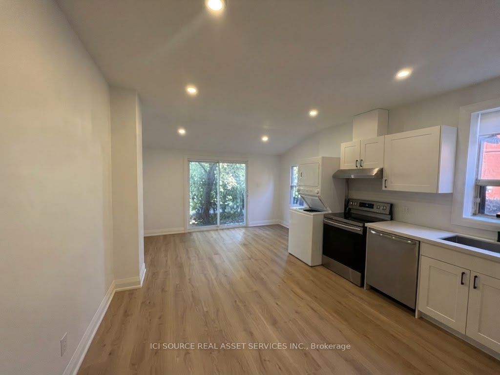 Unit 1 - 20 Sullivan Street, Toronto 2