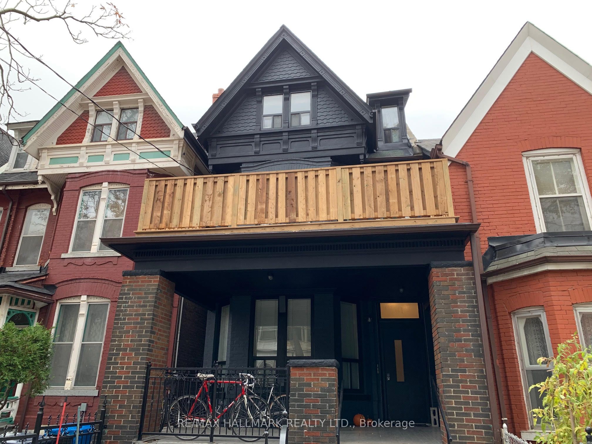 Unit 3 - 61 Cecil Street, Toronto 2