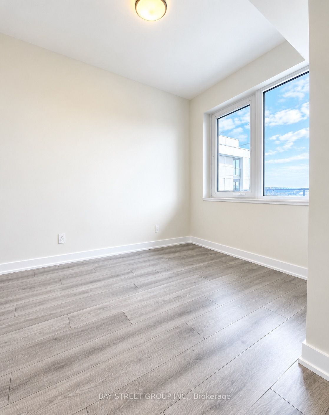 Unit 1503 - 15 Ellerslie Avenue, North York 5