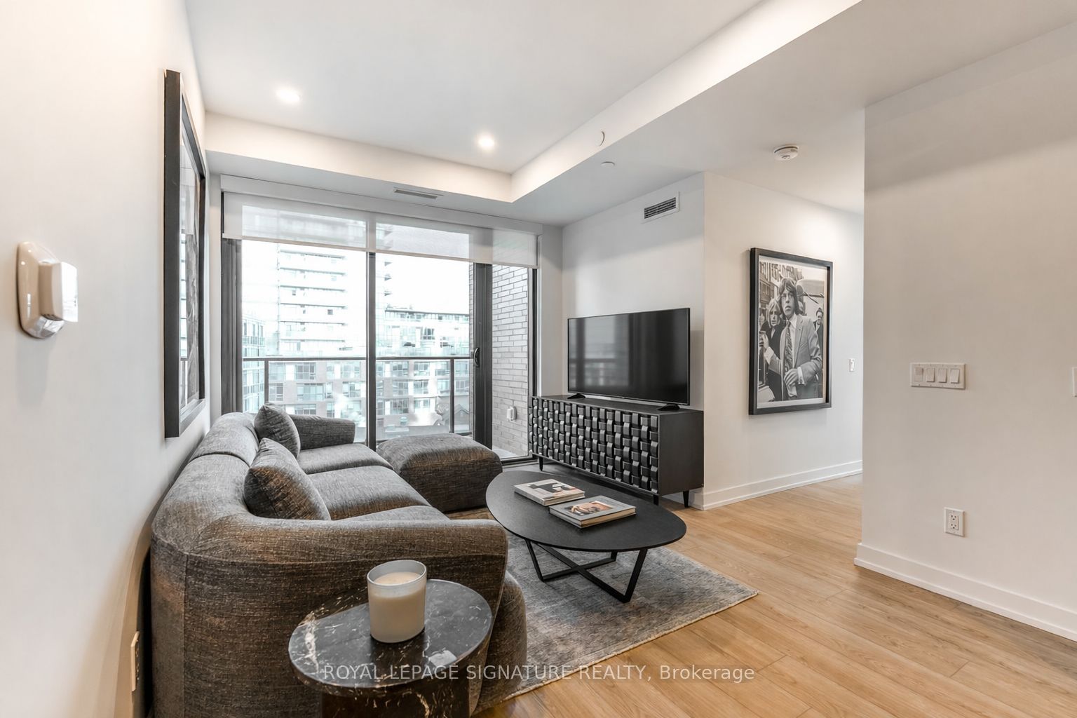 Unit 608 - 35 Parliament Street, Toronto 2
