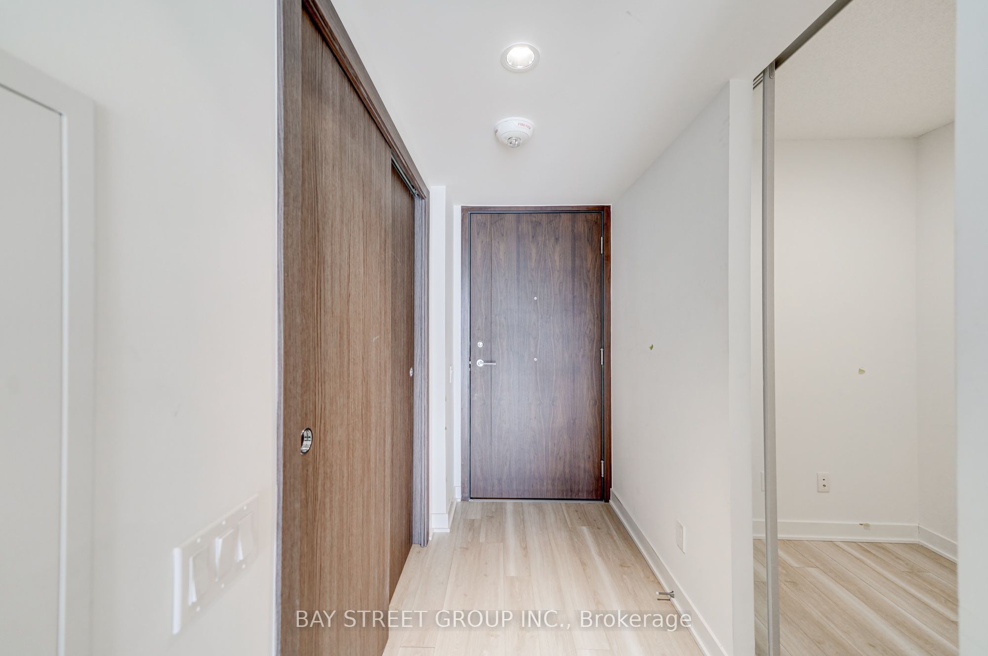 Unit 2612 - 17 Bathurst Street, Toronto 5