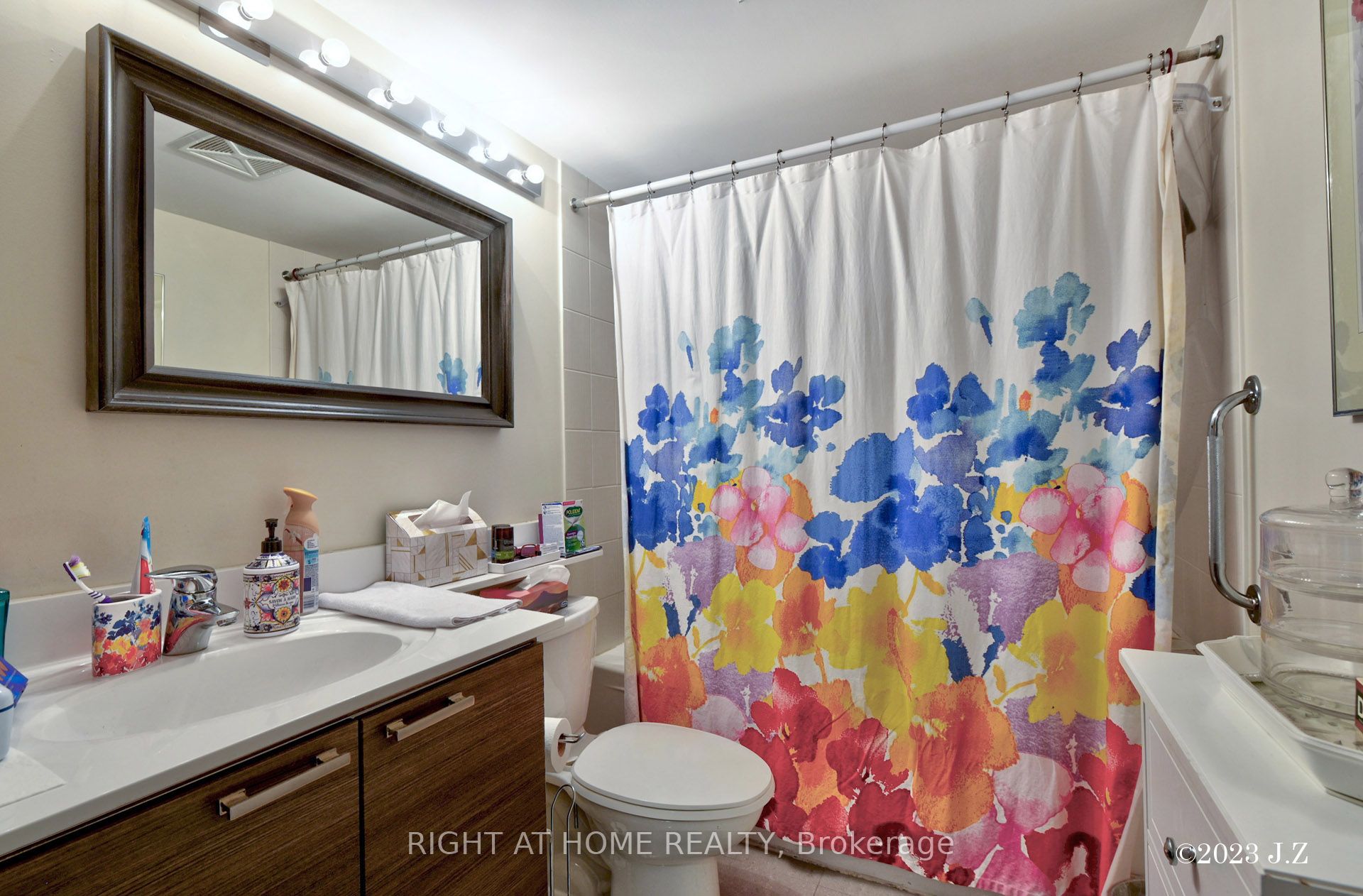 Unit 312 - 760 Sheppard Avenue W, North York 5