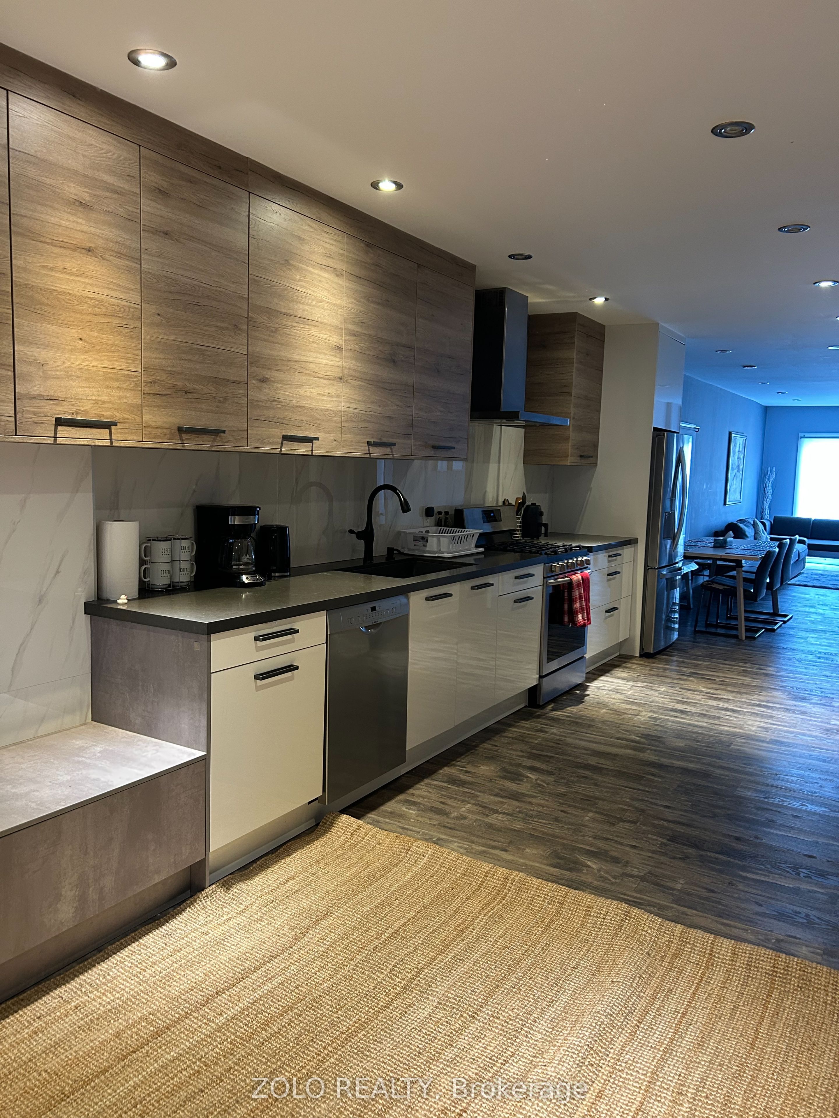 Unit Main - 144 Northcliffe Boulevard, Toronto 3