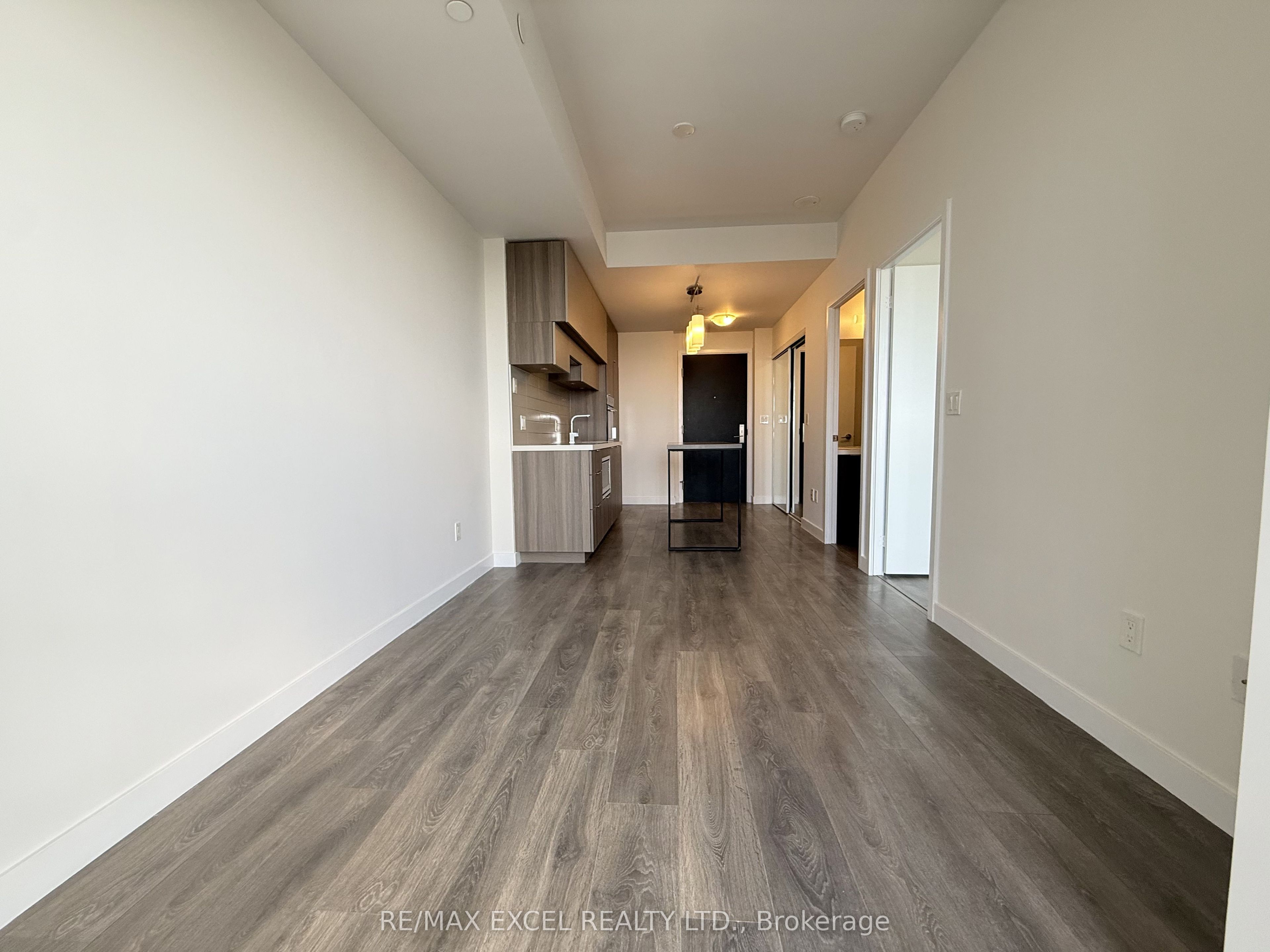 Unit 5603 - 8 Eglinton Avenue E, Toronto 5