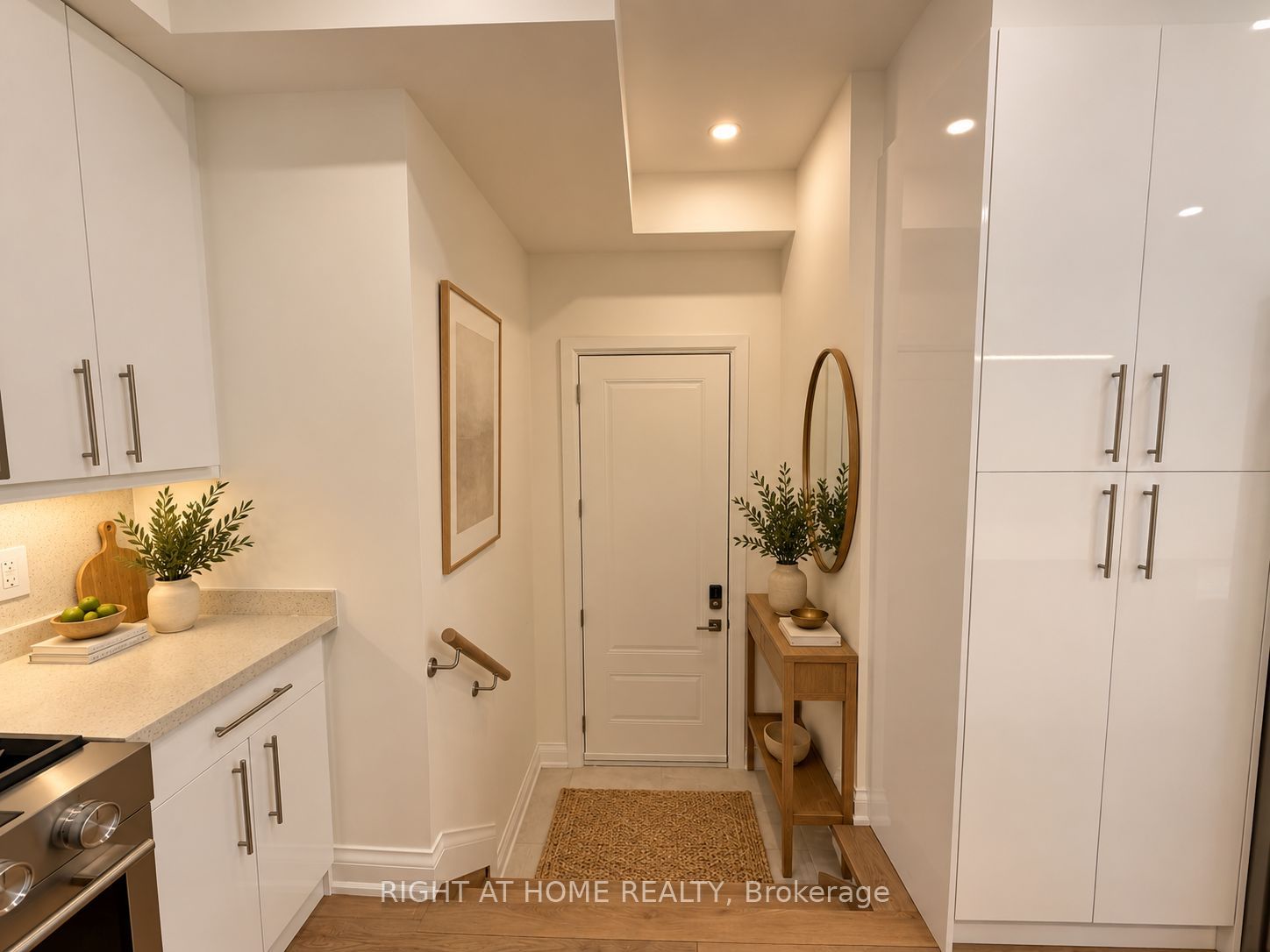Unit 4 - 57 Hepbourne Street, Toronto 4
