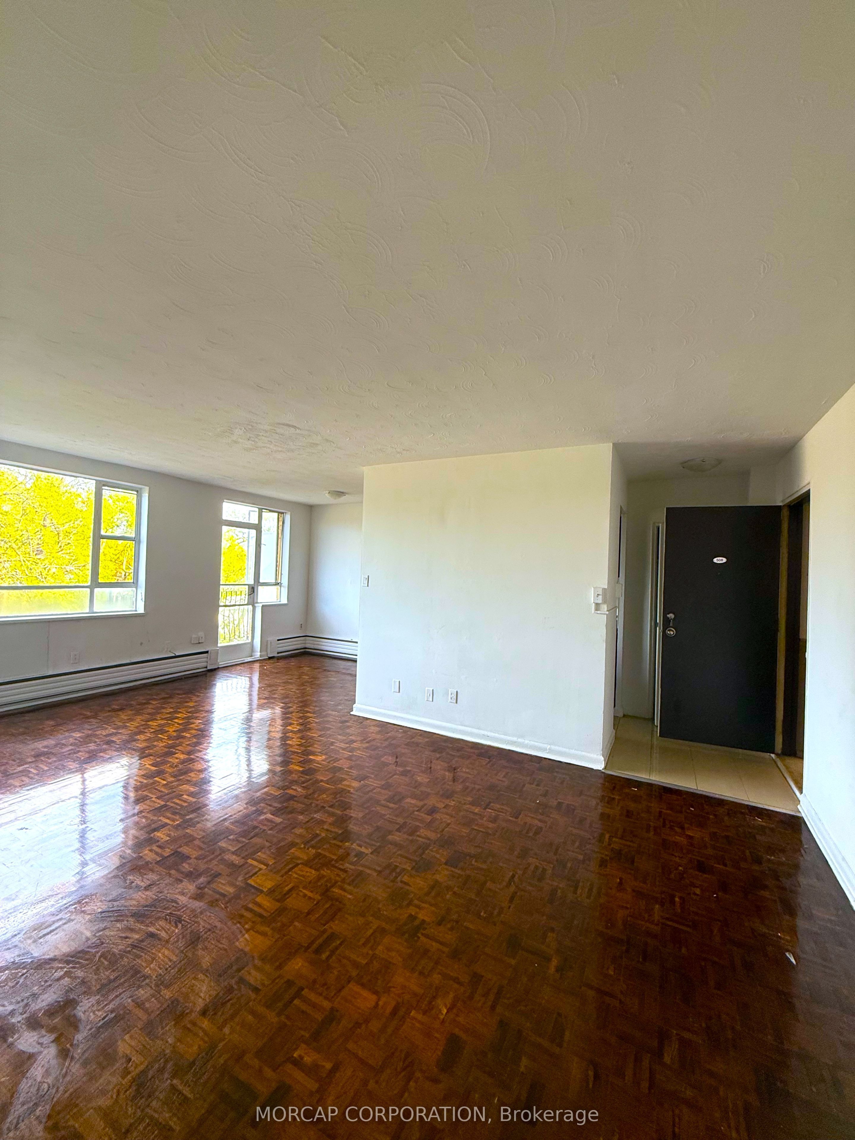 Unit 508 - 2895 Bathurst Street, Toronto 2