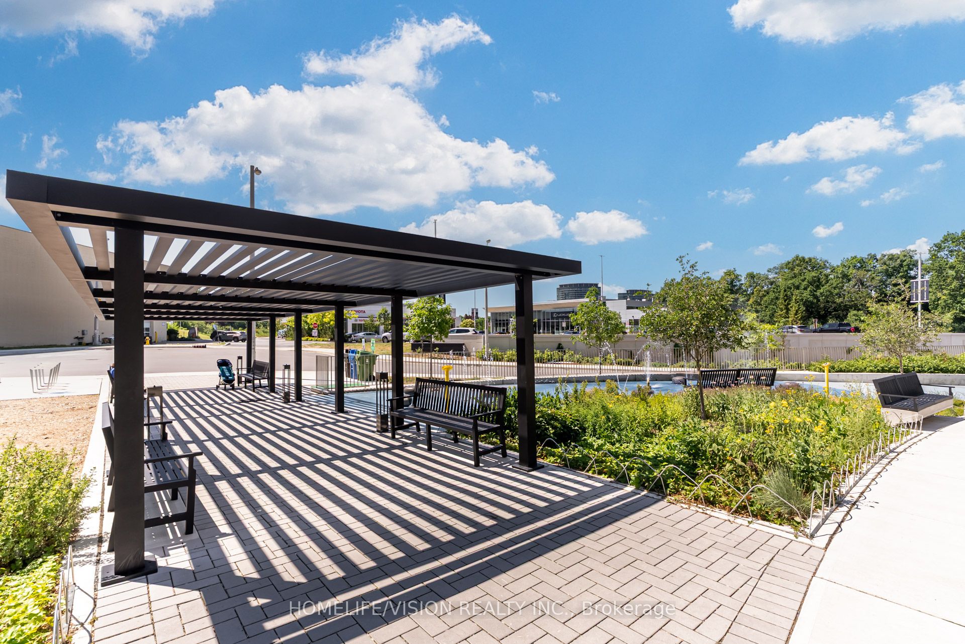 Unit 1810 - 30 Inn On The Park Drive, North York 2