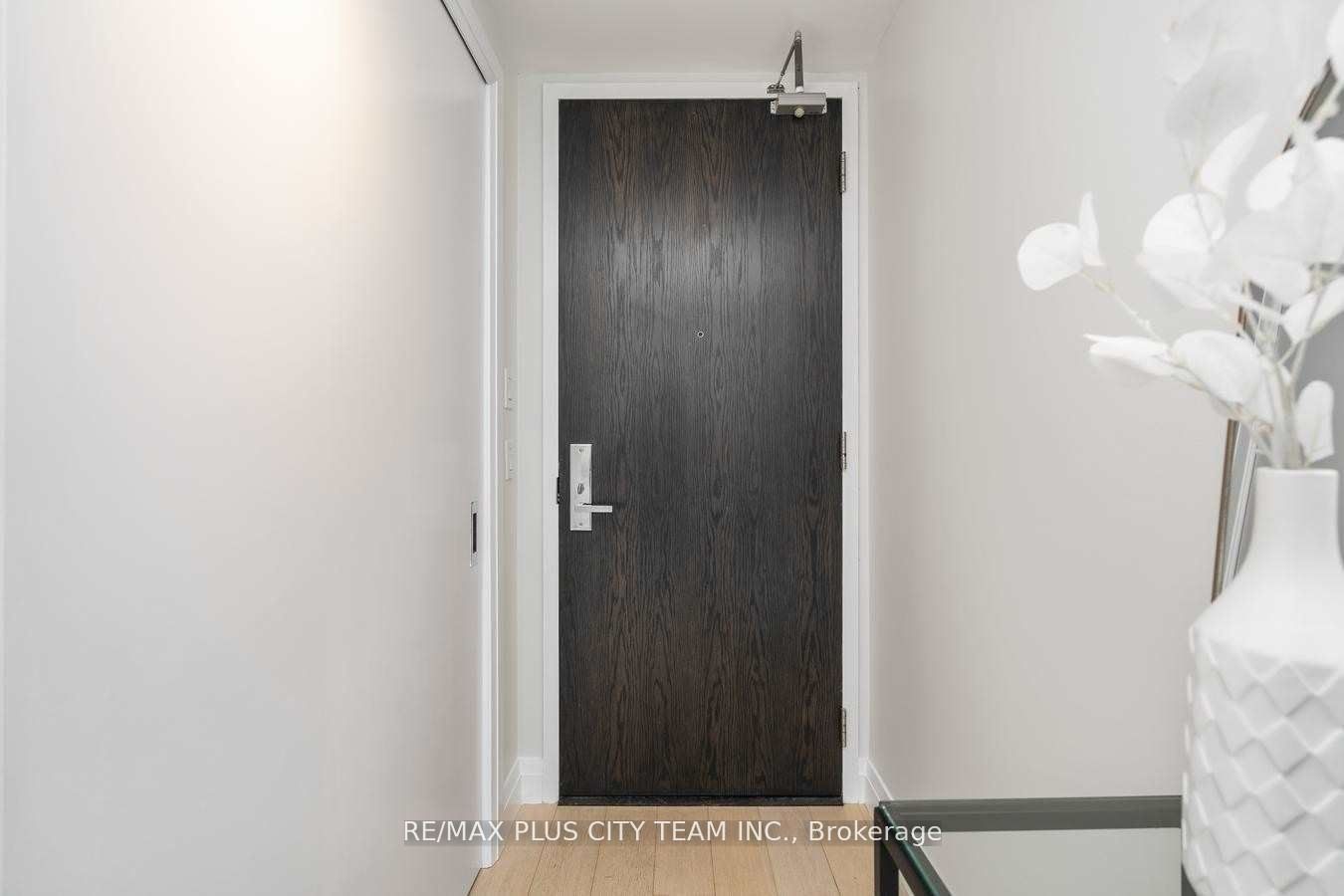 Unit 2701 - 224 King Street W, Toronto 2