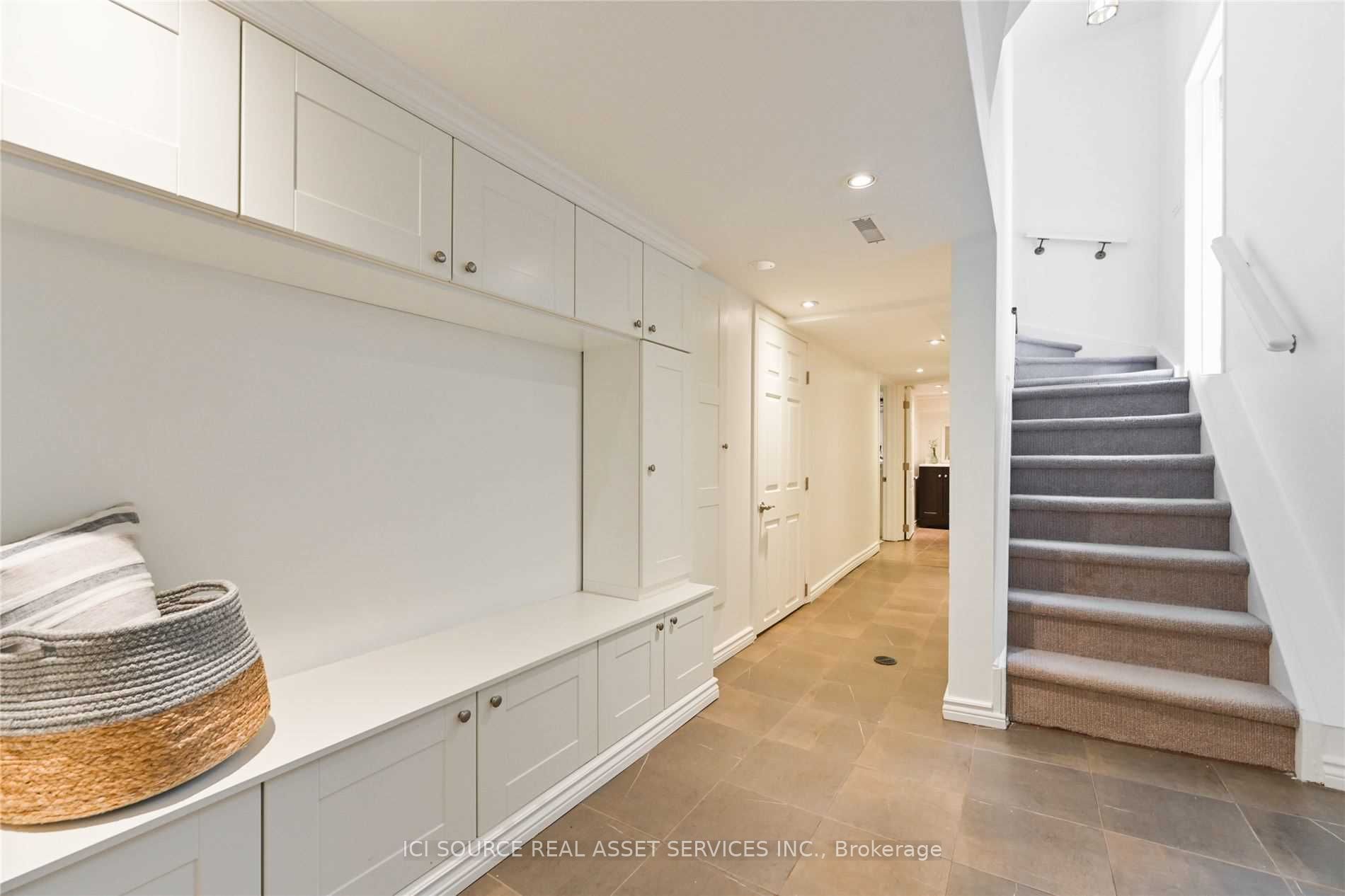 Unit Lower - 25 Mann Avenue, Toronto 5