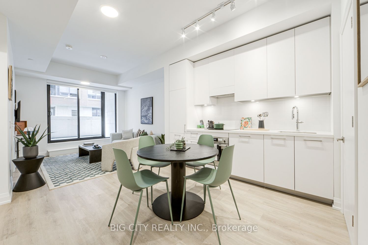 Unit 205 - 36 Brentcliffe Road, Toronto 5