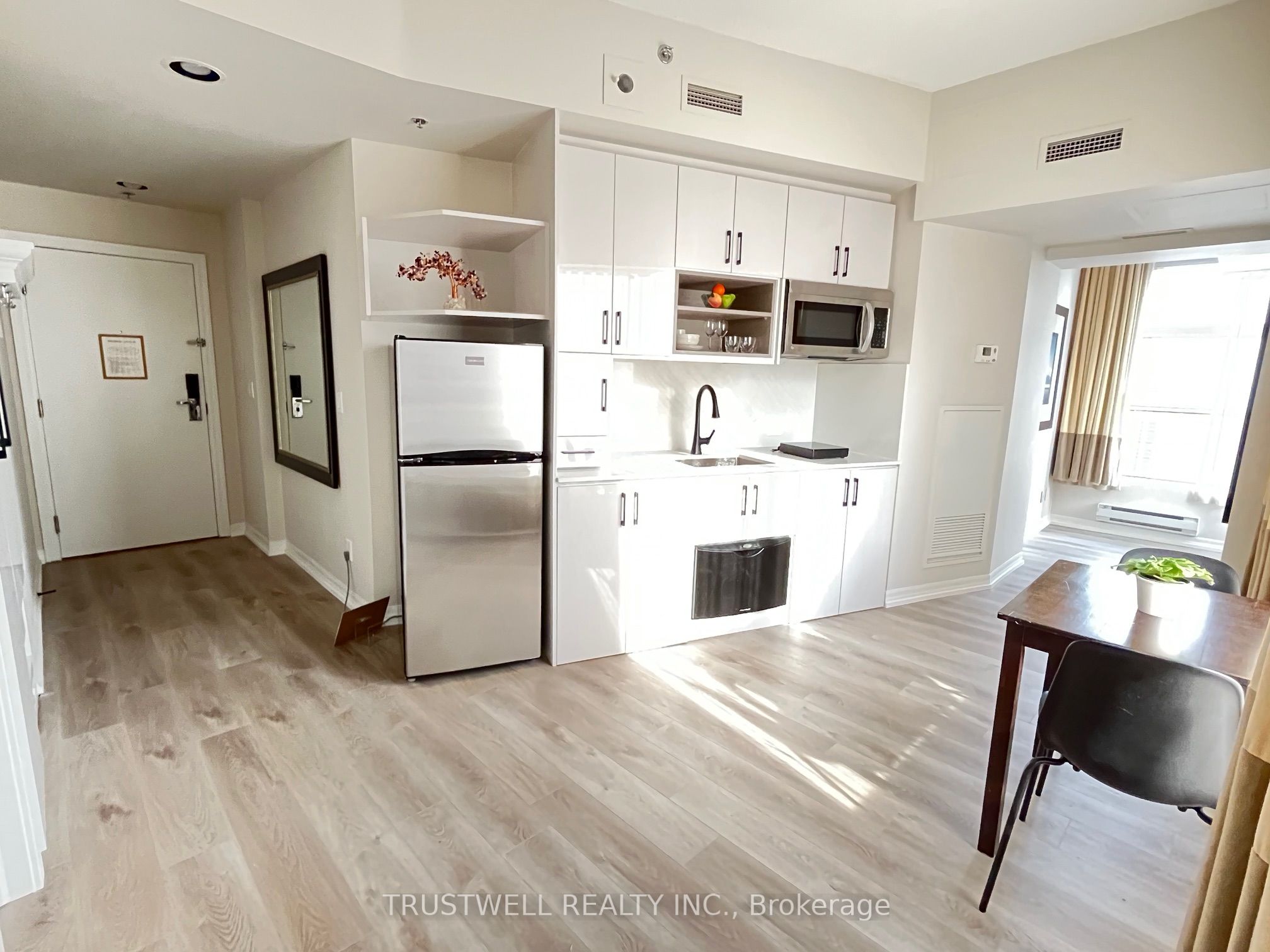Unit 3711 - 1 King Street W, Toronto 2