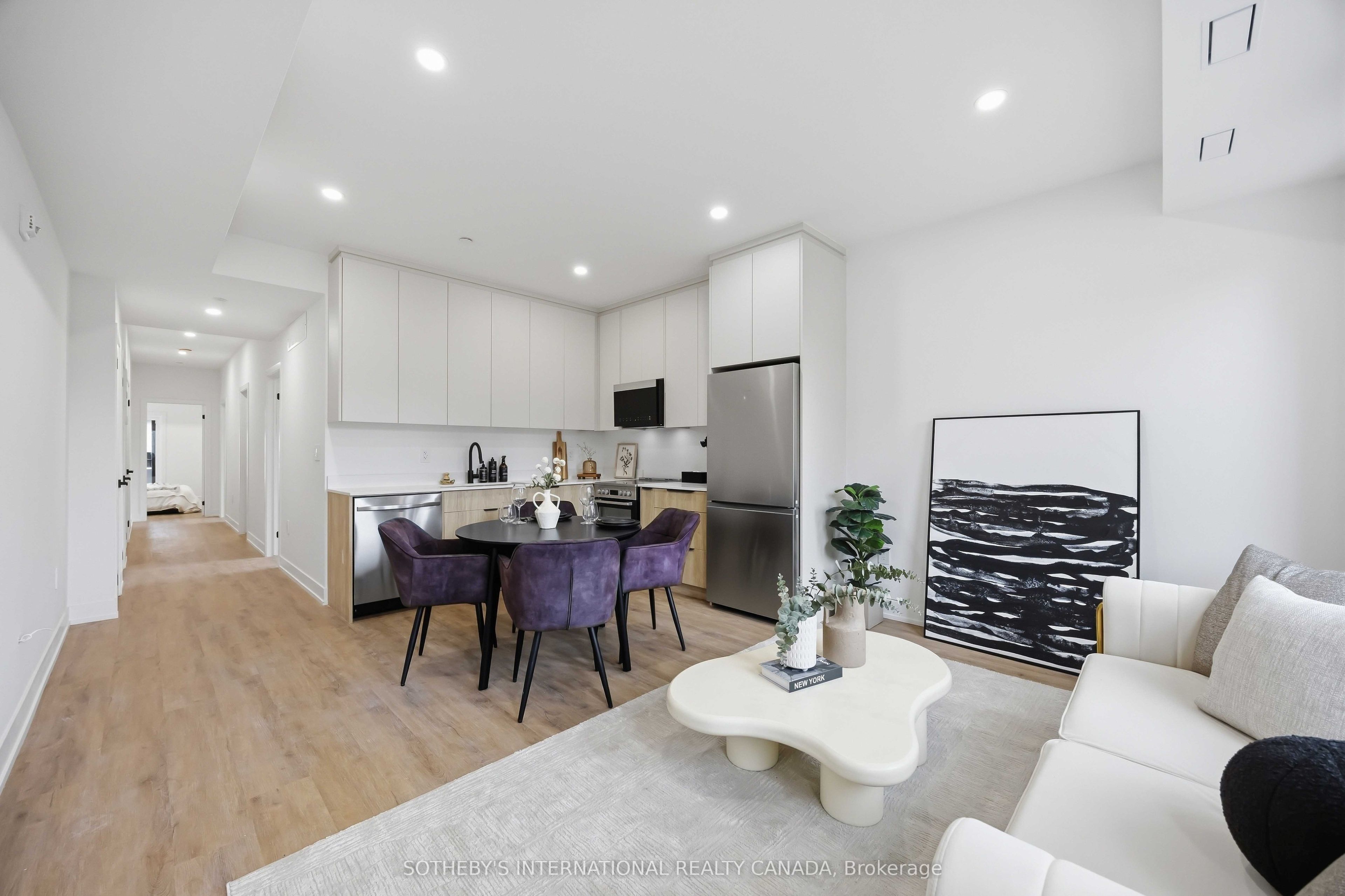 Unit 1 - 207 Connaught Avenue, North York 4