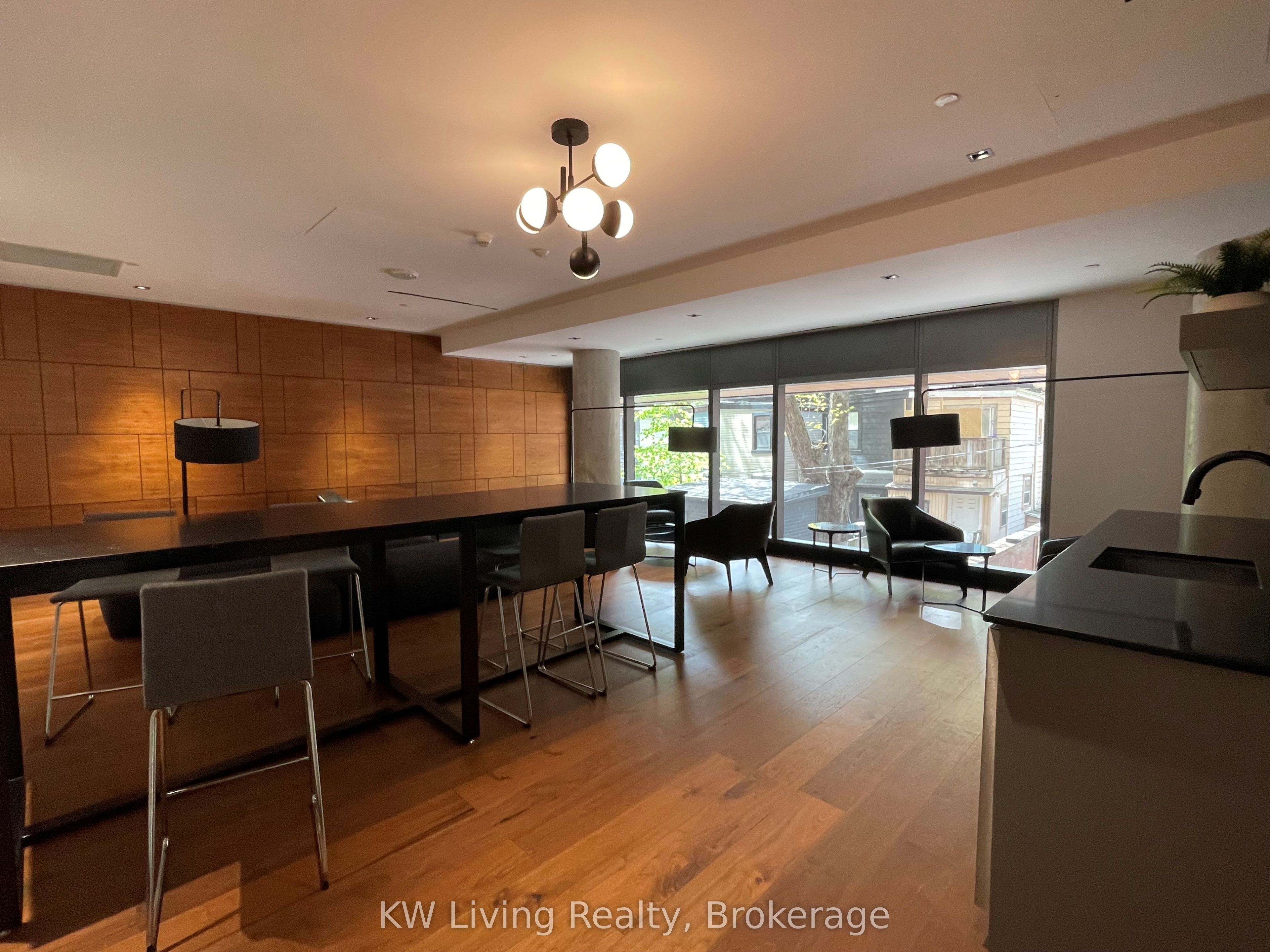 Unit 510 - 501 Adelaide Street W, Toronto 2