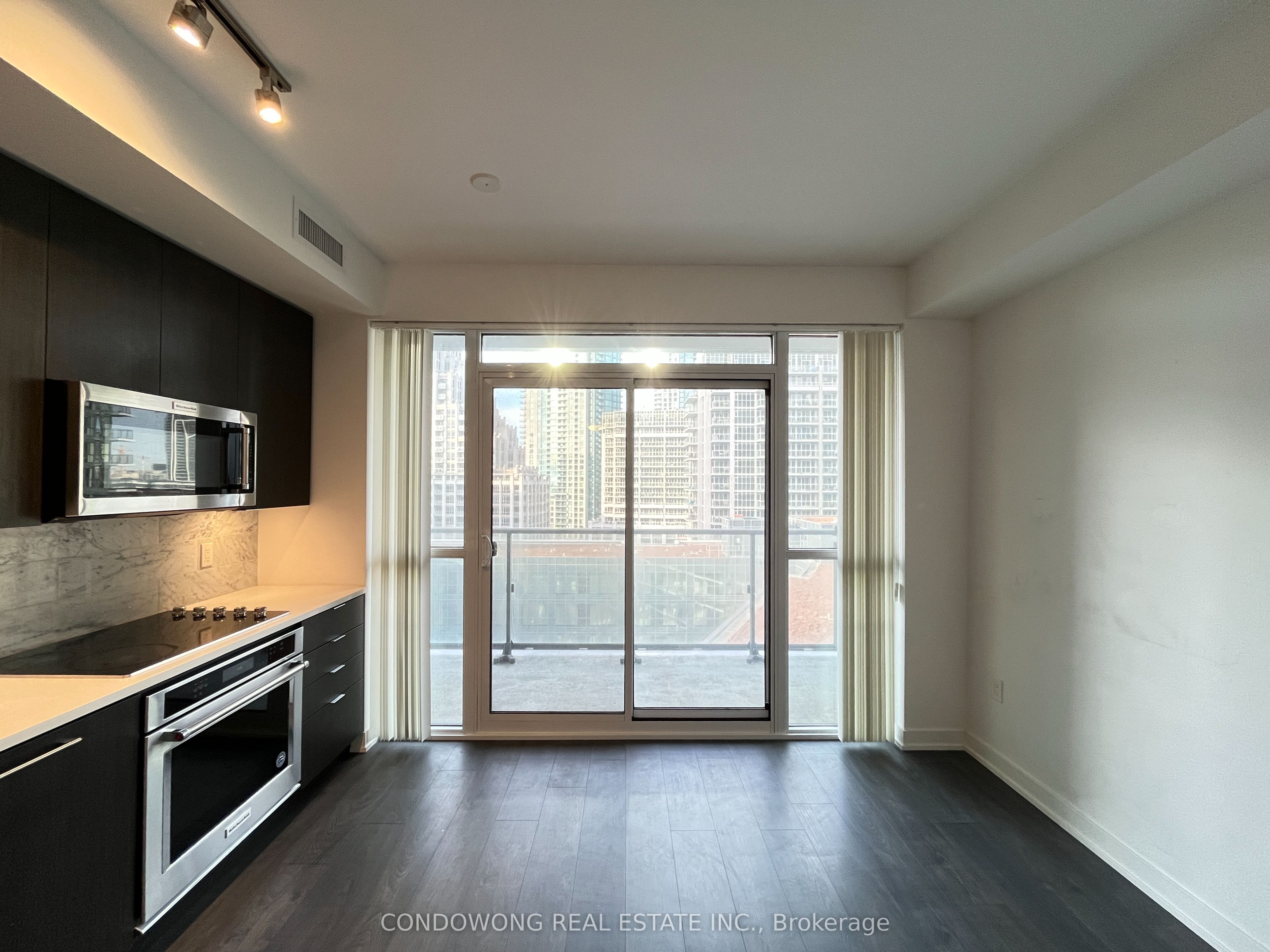 Unit 1003 - 38 Iannuzzi Street, Toronto 3