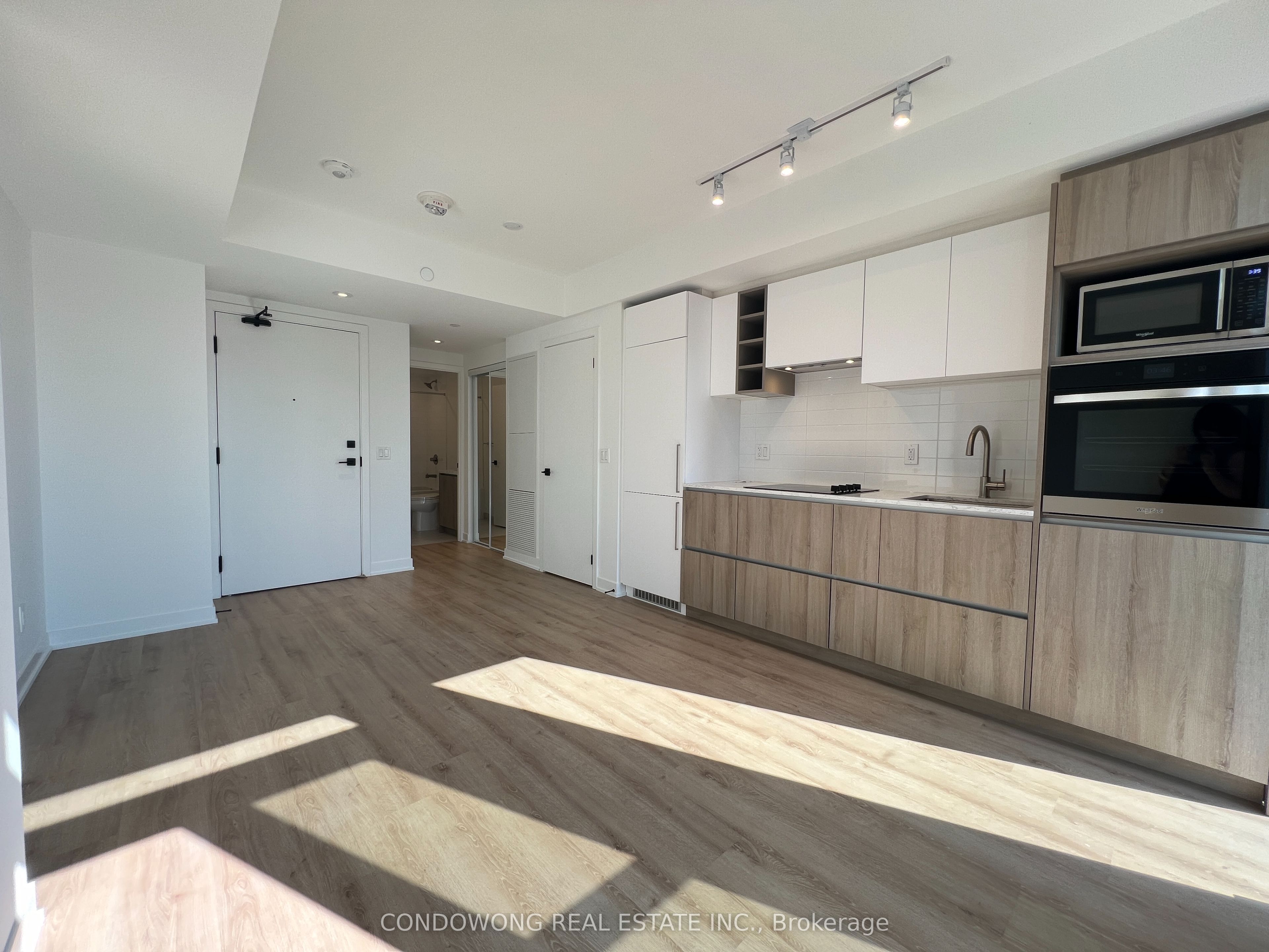 Unit 1705 - 319 Jarvis Street, Toronto 4