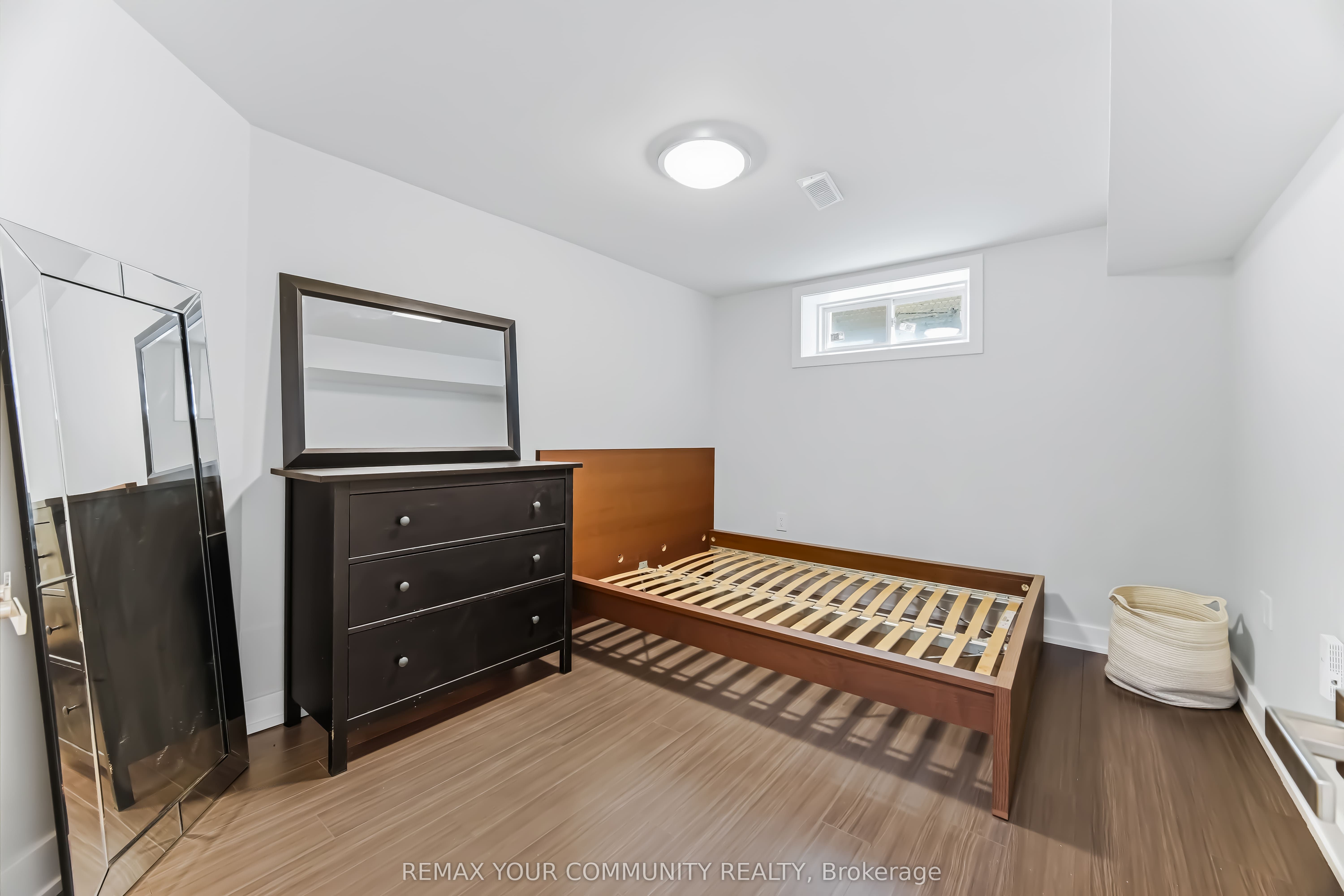 Unit Lower - 200 Goulding Avenue N, North York 2
