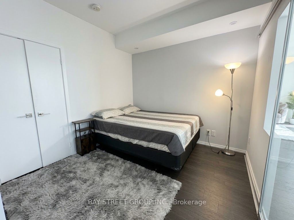 Unit 712 - 70 Temperance Street, Toronto 5