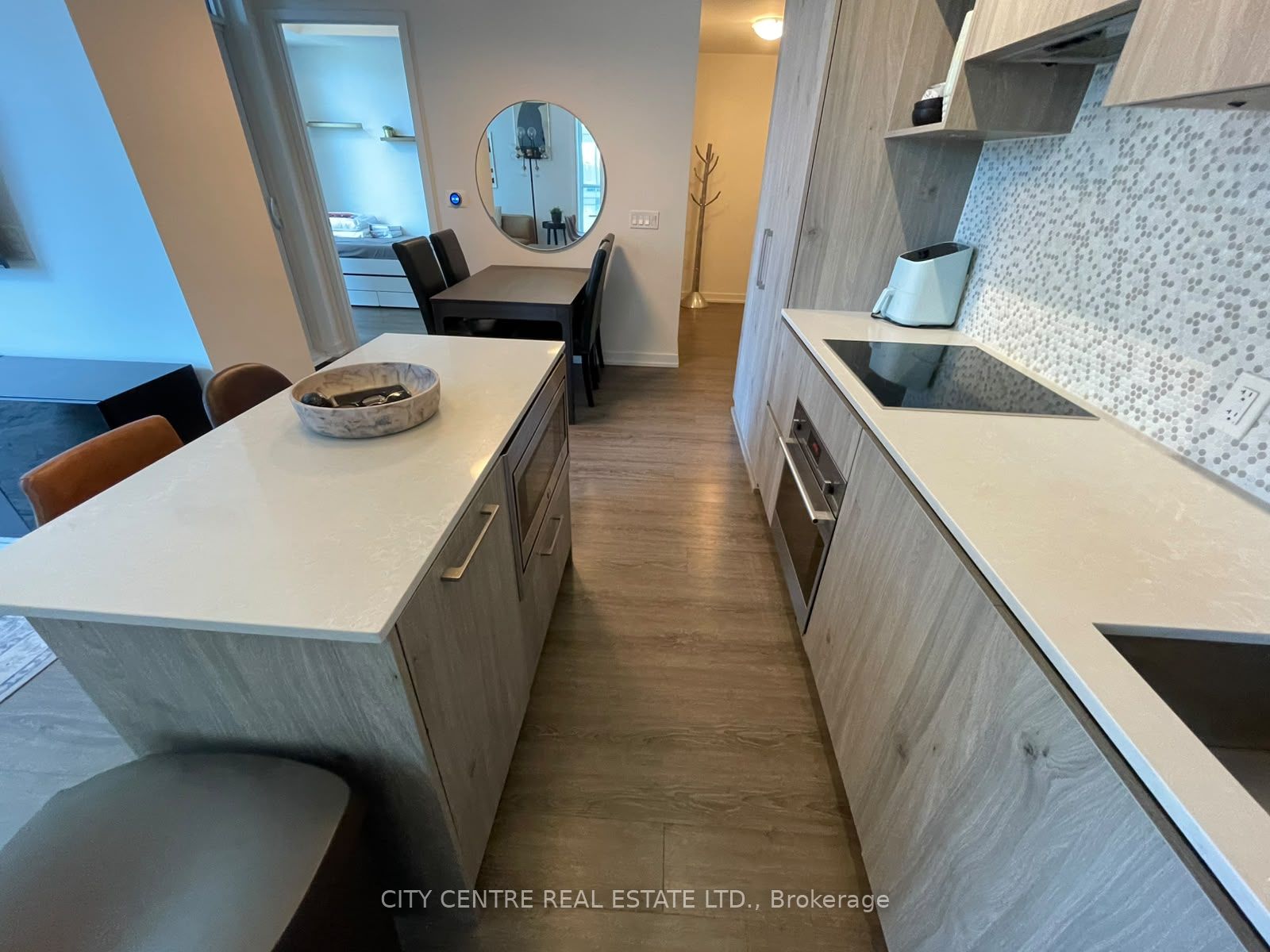 Unit 1602 - 1 Yorkville Avenue, Toronto 4