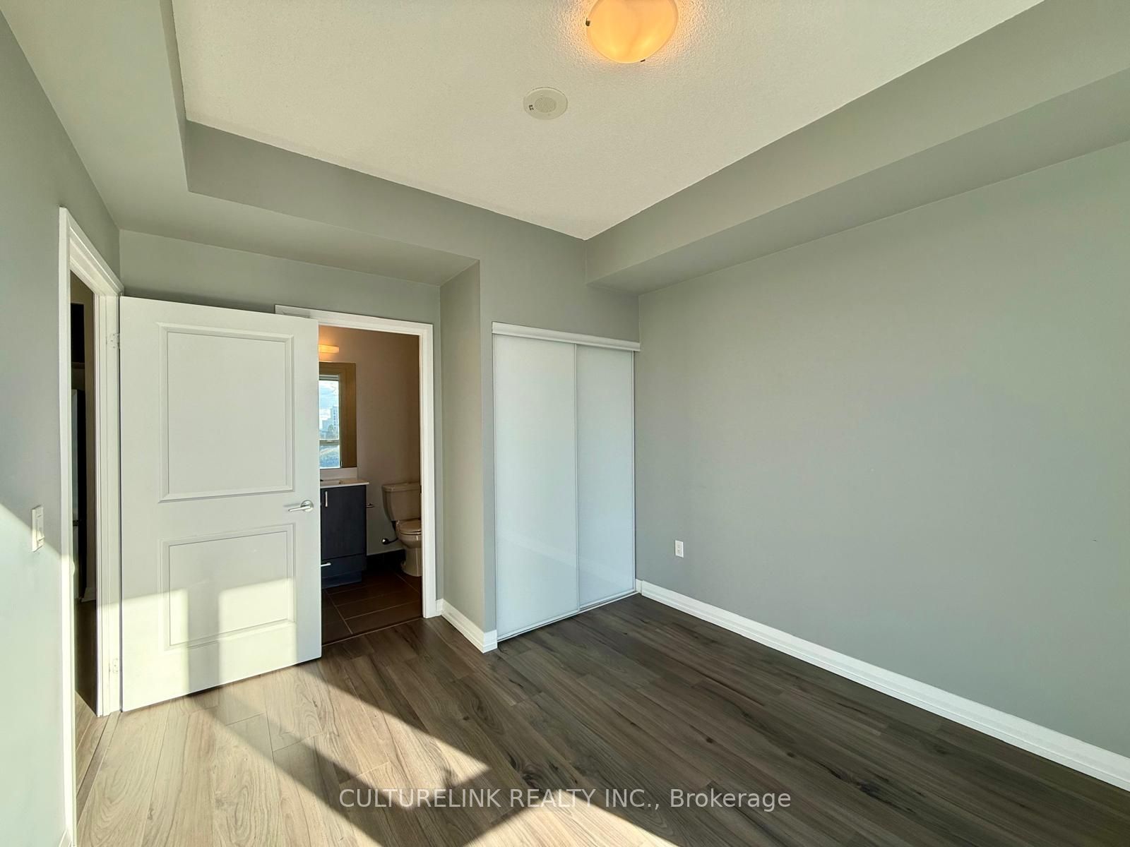 Unit 609 - 50 Ann O'Reilly Road, North York 5
