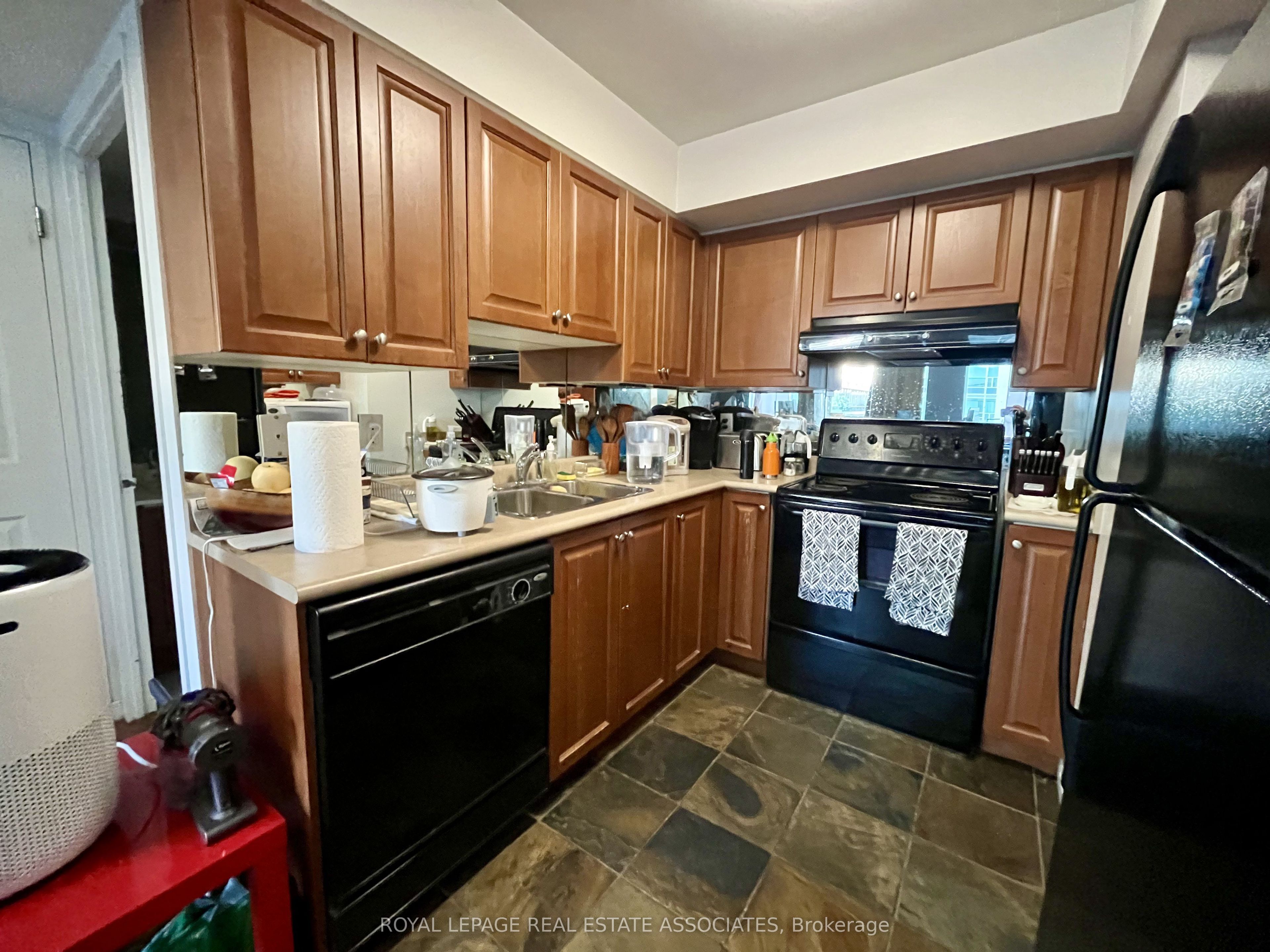 Unit 604 - 230 King Street E, Toronto 5