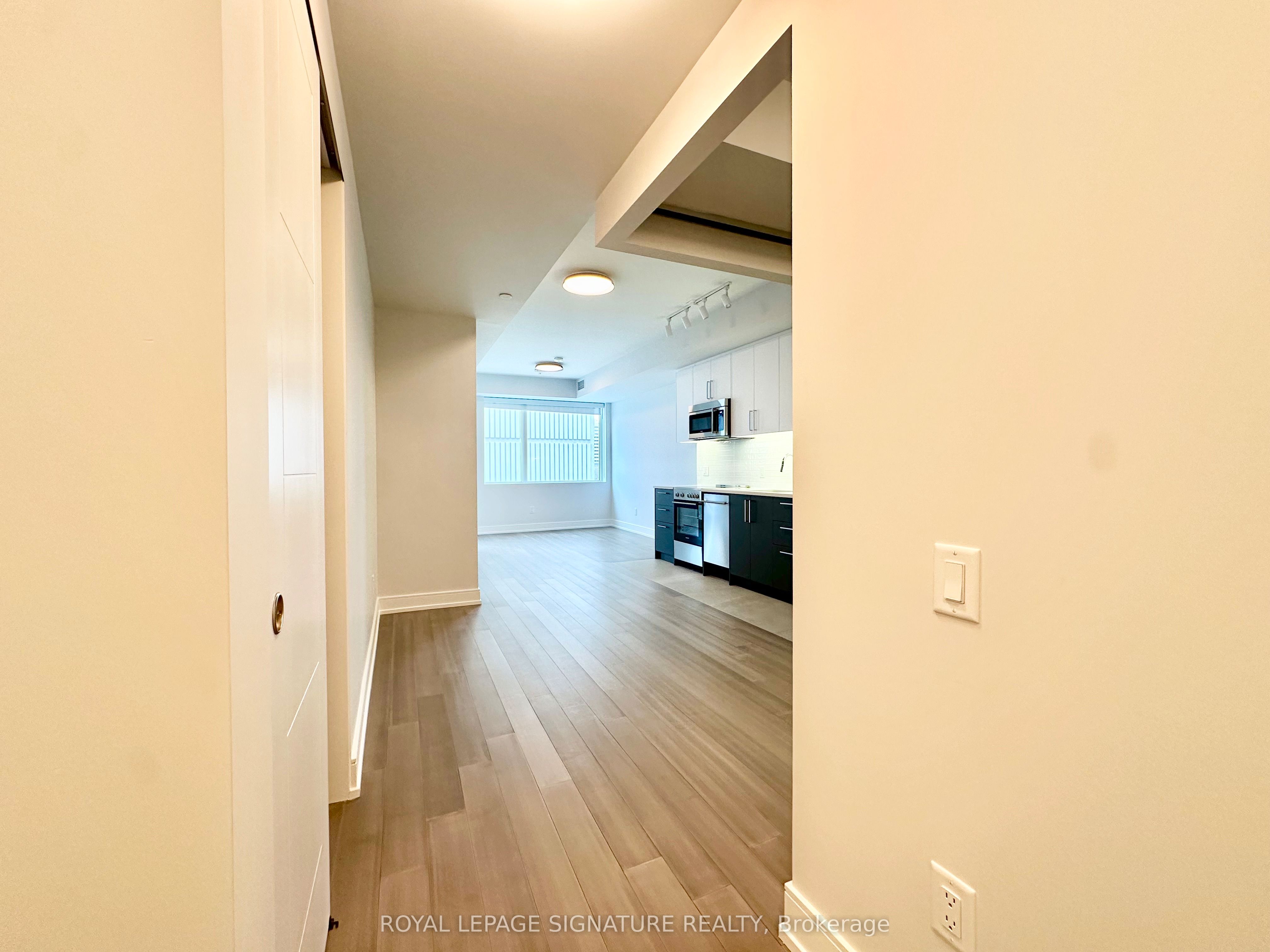 Unit 604 - 664 Spadina Avenue, Toronto 4