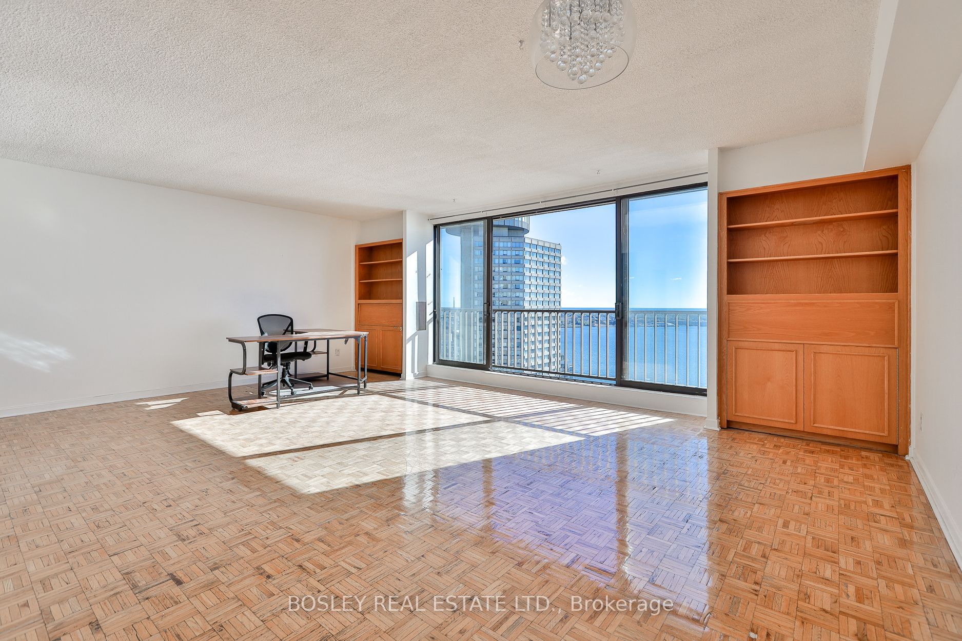 Unit 2825 - 33 Harbour Square, Toronto 2